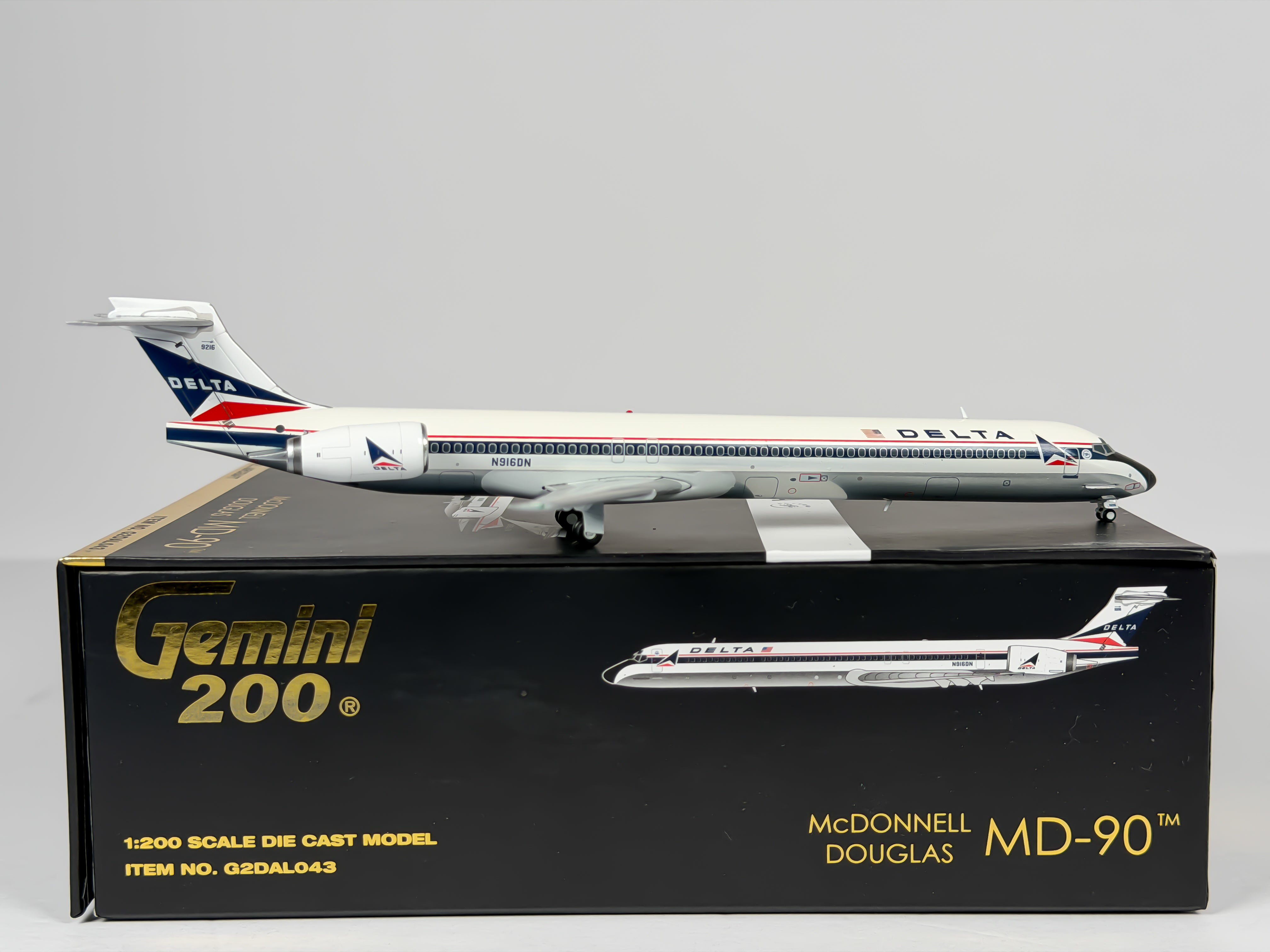 Delta Air Lines McDonnell Douglas MD-90 1:200 Gemini Jets N916DN (G2DAL043)