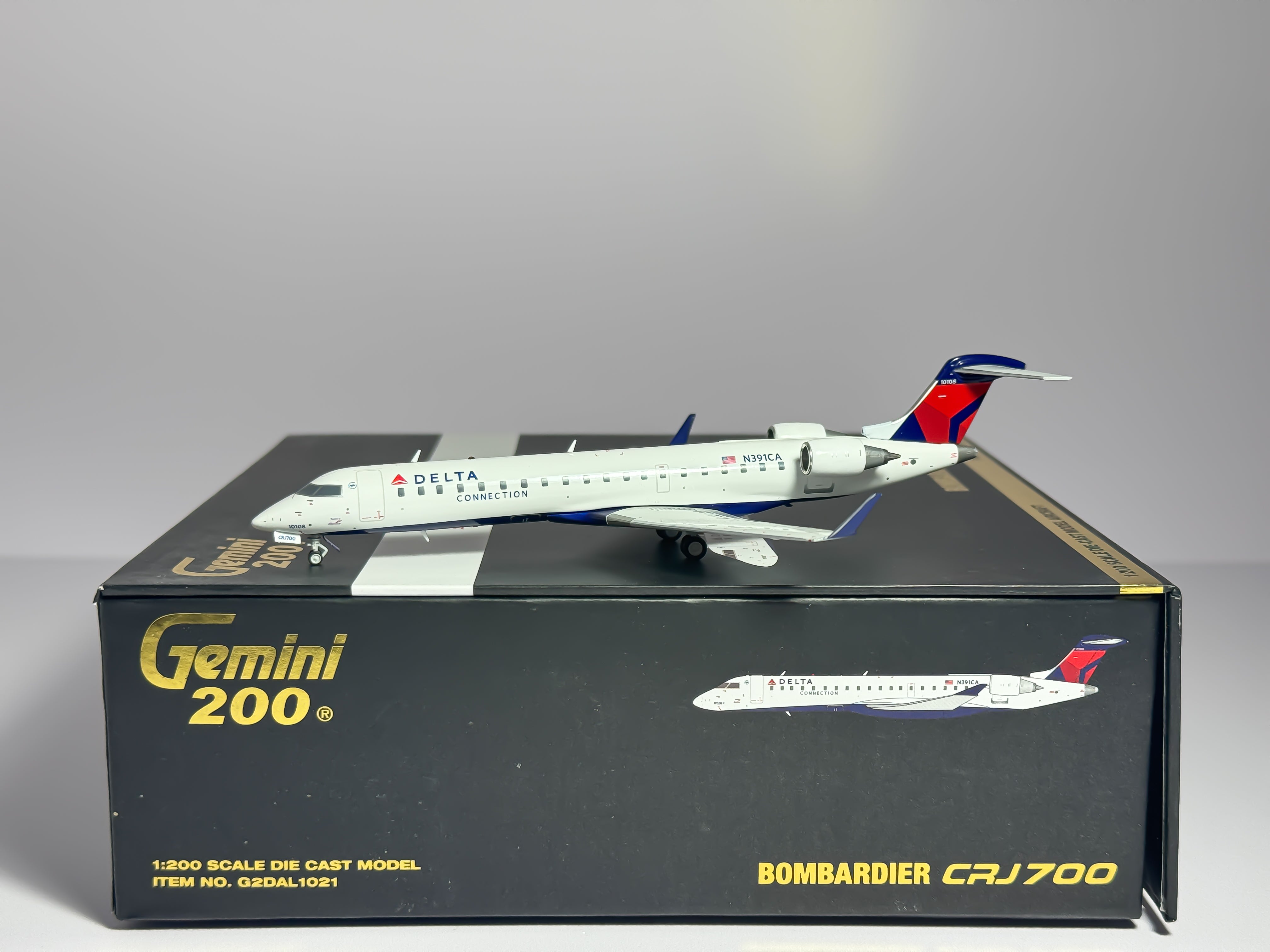Delta Connection Bombardier CRJ700 1:200 Gemini Jets N391CA (G2DAL1021)