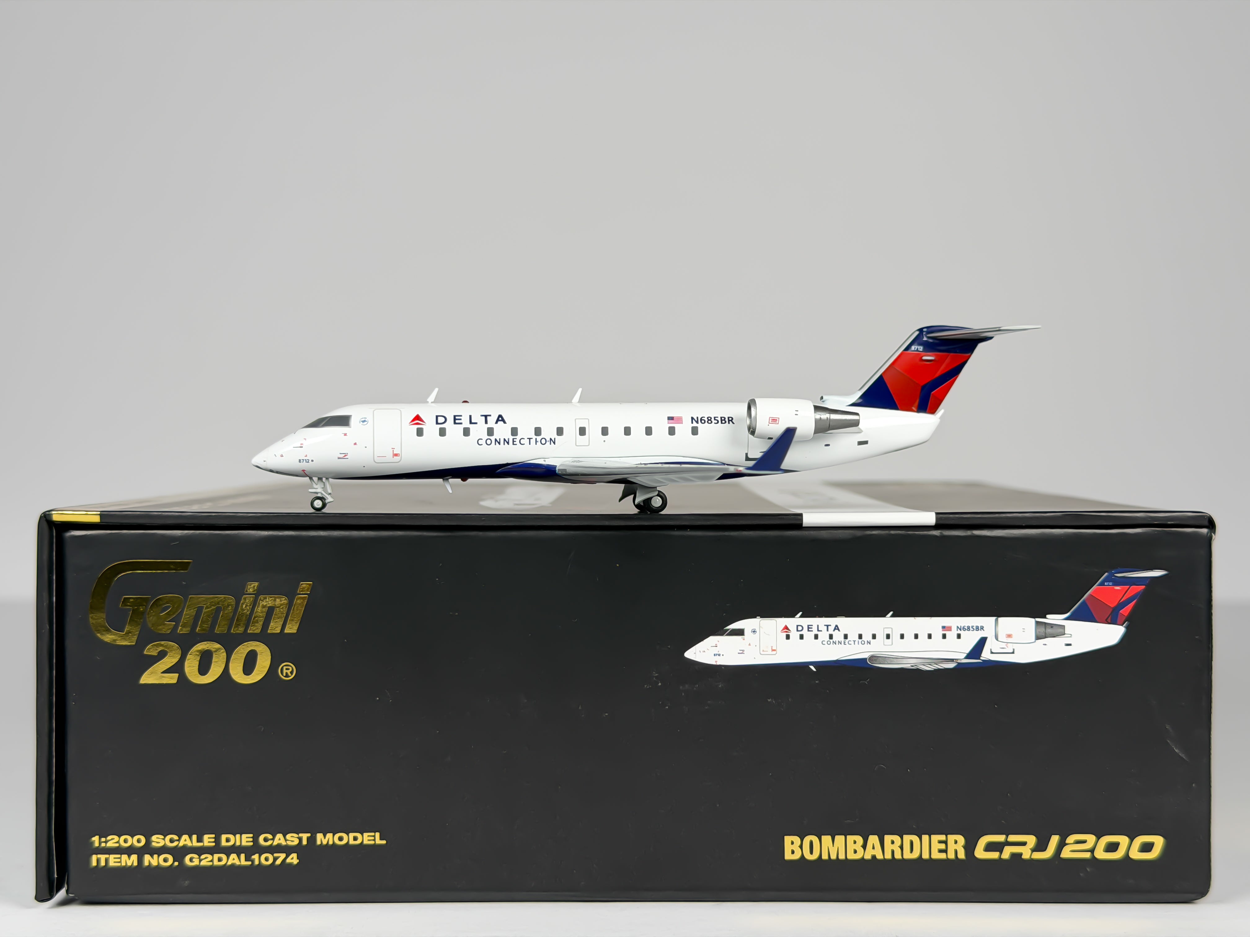 Delta Connection Bombardier CRJ200 1:200 Gemini Jets N685BR (G2DAL1074)