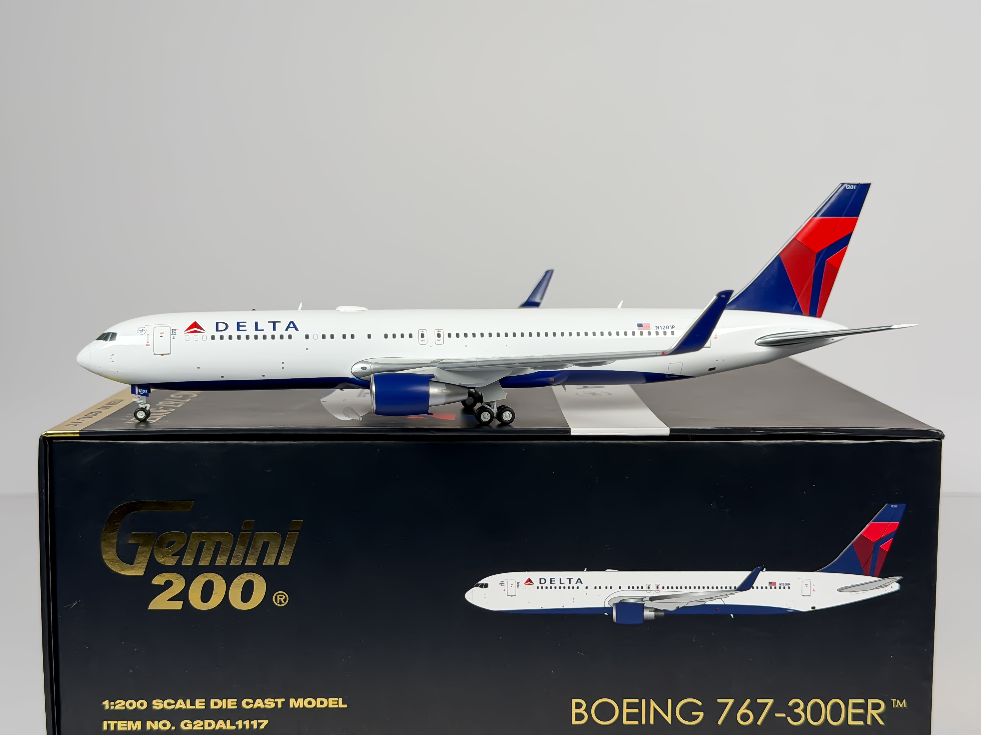 Delta Air Lines Boeing 767-300ER 1:200 Gemini Jets N1201P (G2DAL1117)