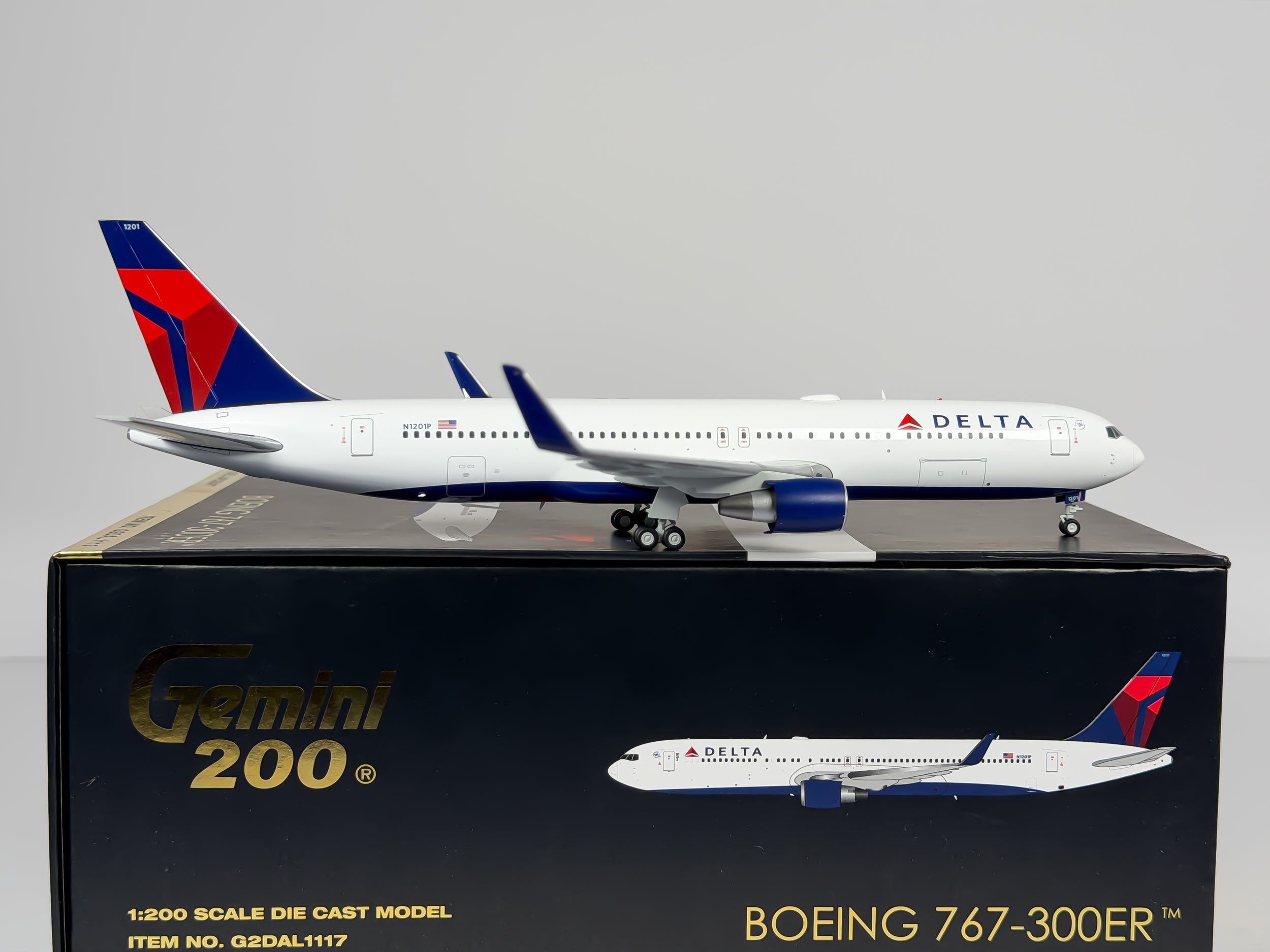 Delta Air Lines Boeing 767-300ER 1:200 Gemini Jets N1201P (G2DAL1117)