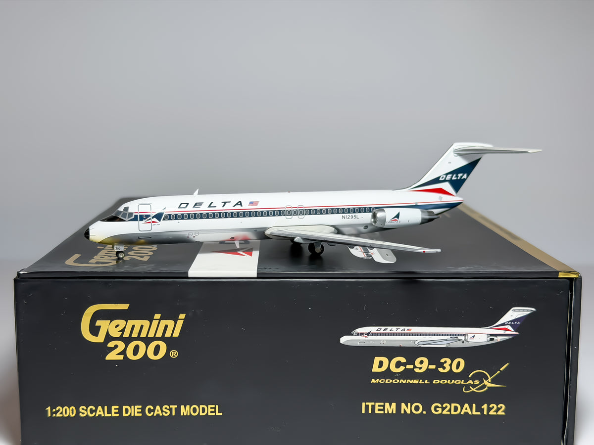 Delta Air Lines Douglas DC-9-30 1:200 Gemini Jets N1295L (G2DAL122)