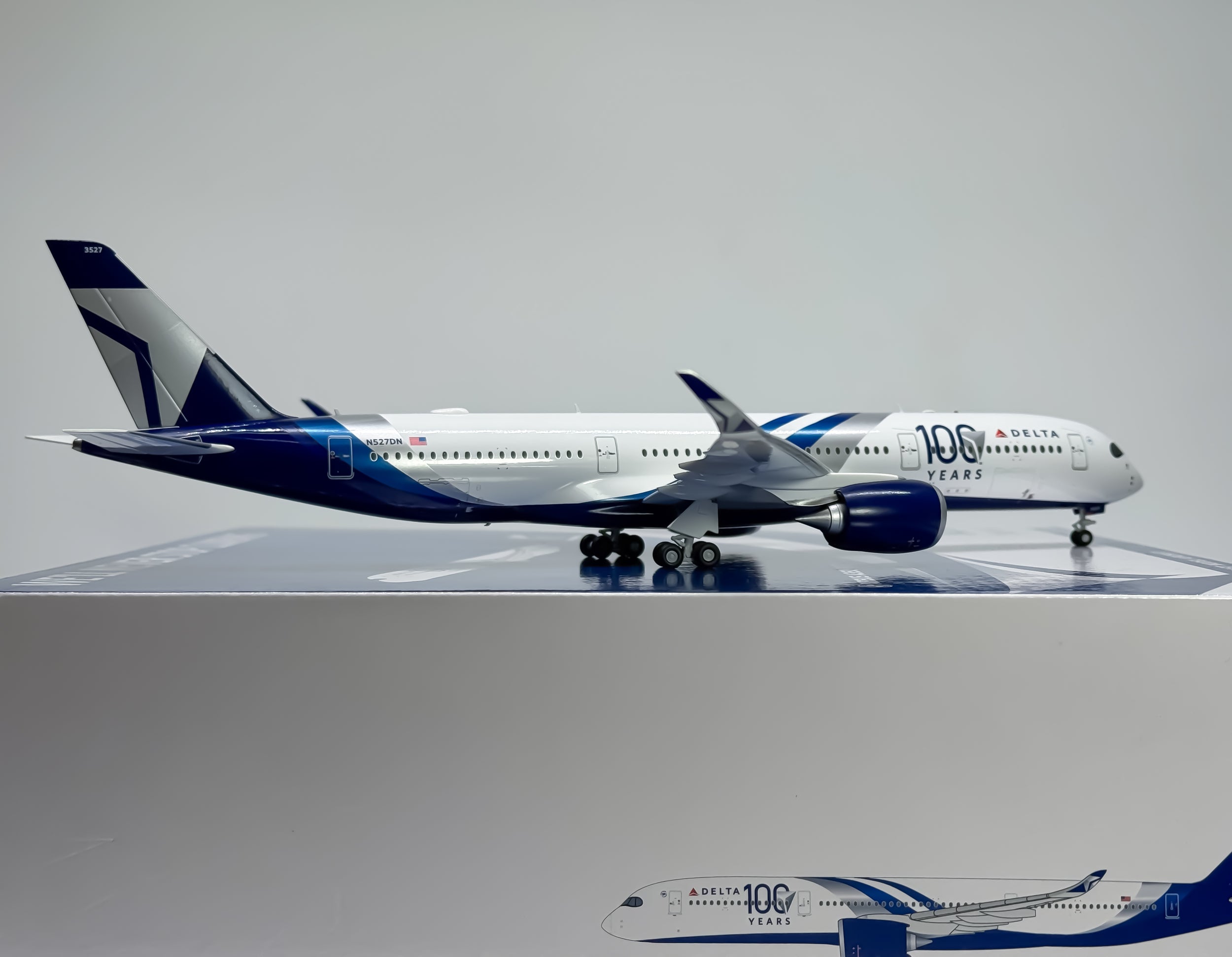 Delta Air Lines Airbus A350-900 1:200 Gemini Jets N527DN (G2DAL1400)