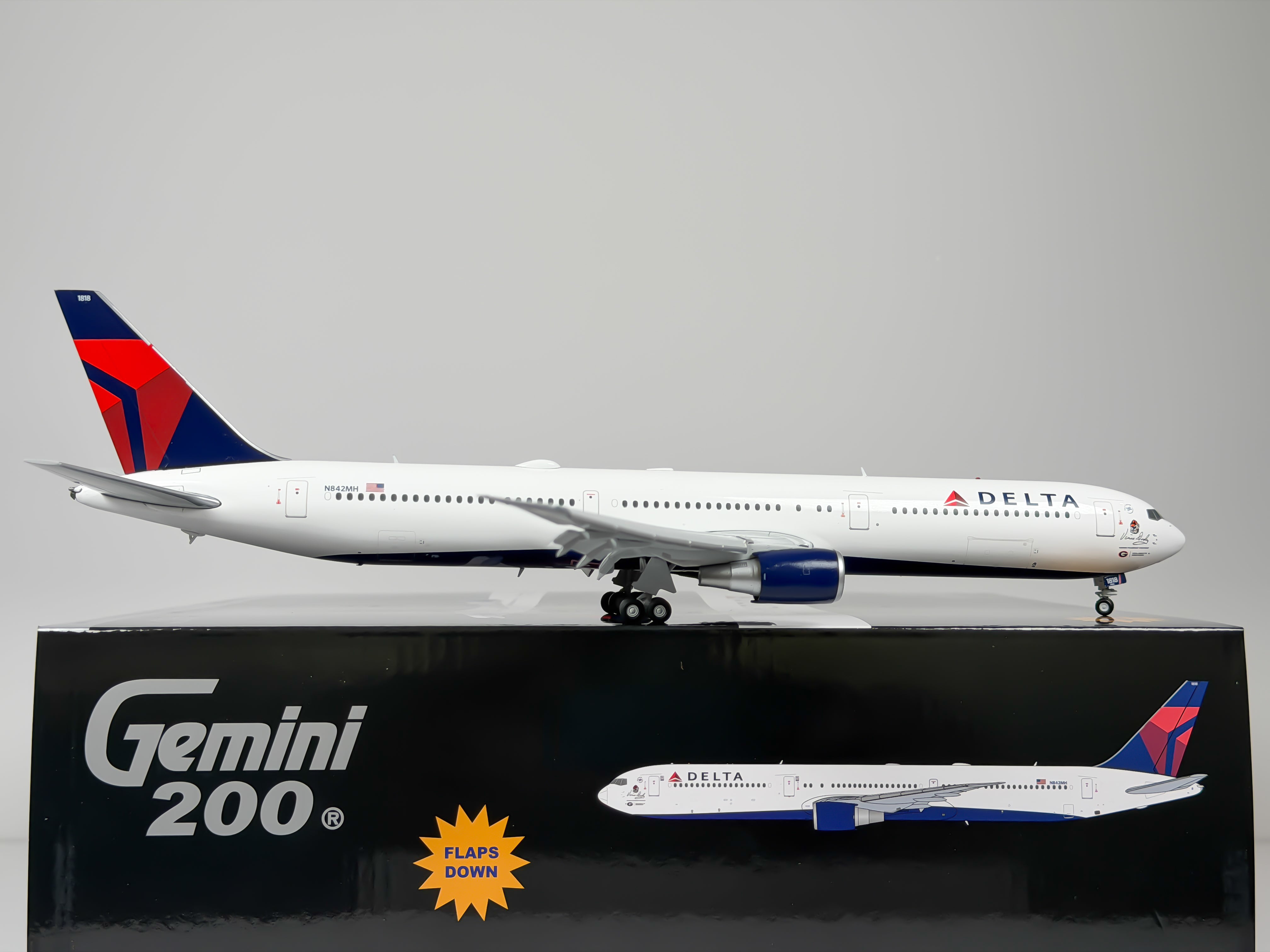 Boeing 767 Diecast Aircraft Models · Northeast Diecast
