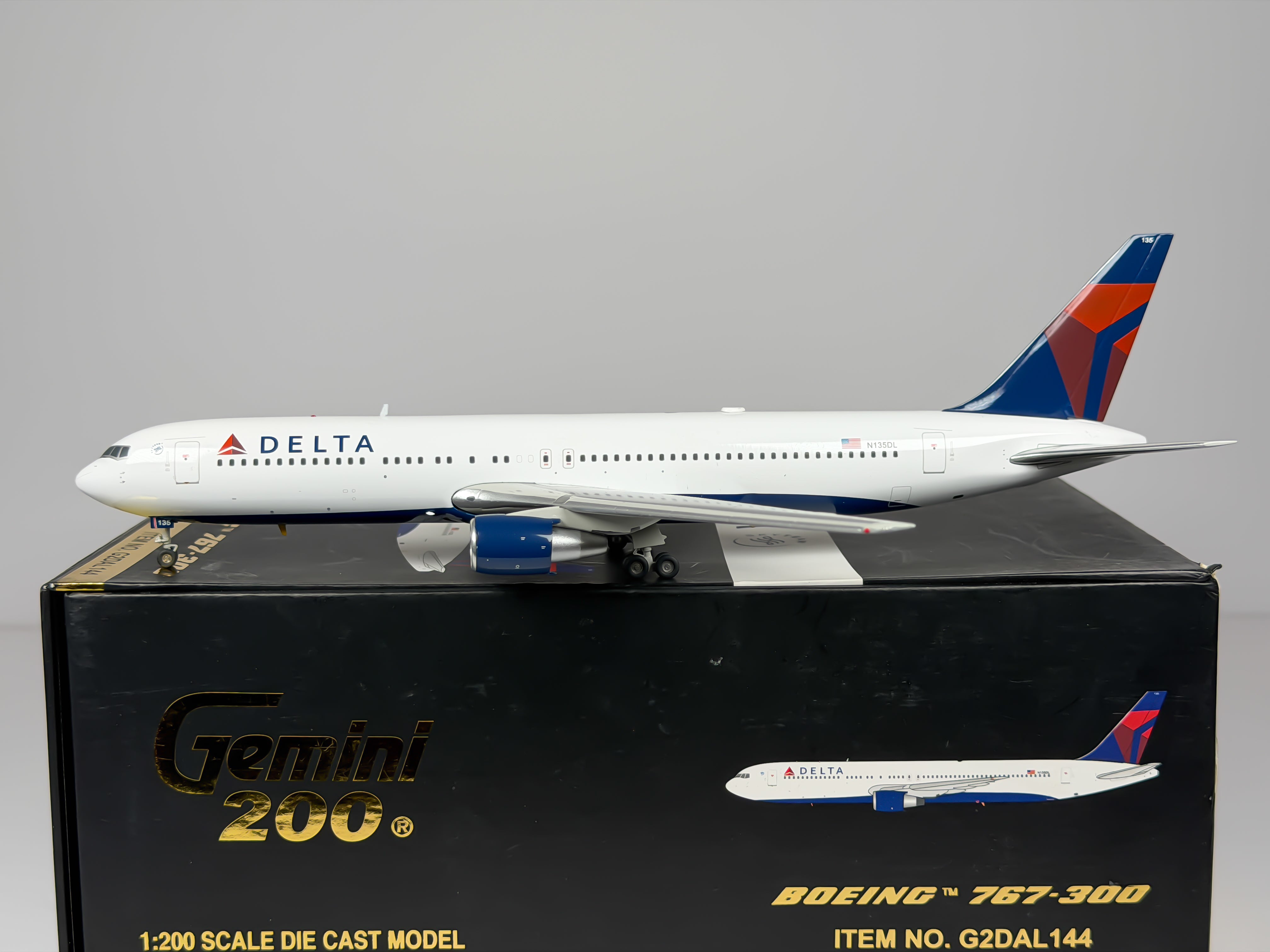 Delta Air Lines Boeing 767-300 1:200 Gemini Jets N135DL (G2DAL144)
