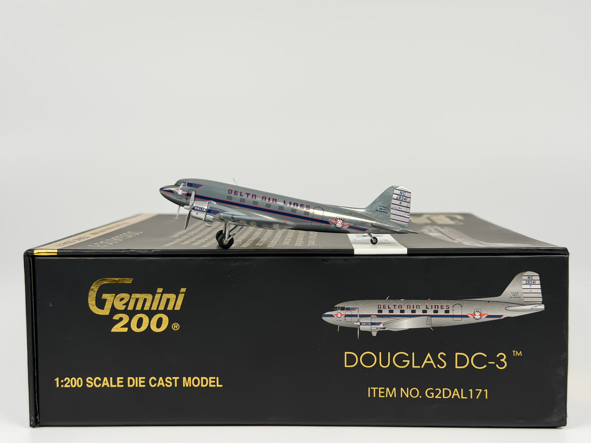 Delta Air Lines Douglas DC-3 1:200 Gemini Jets NC28341 (G2DAL171)