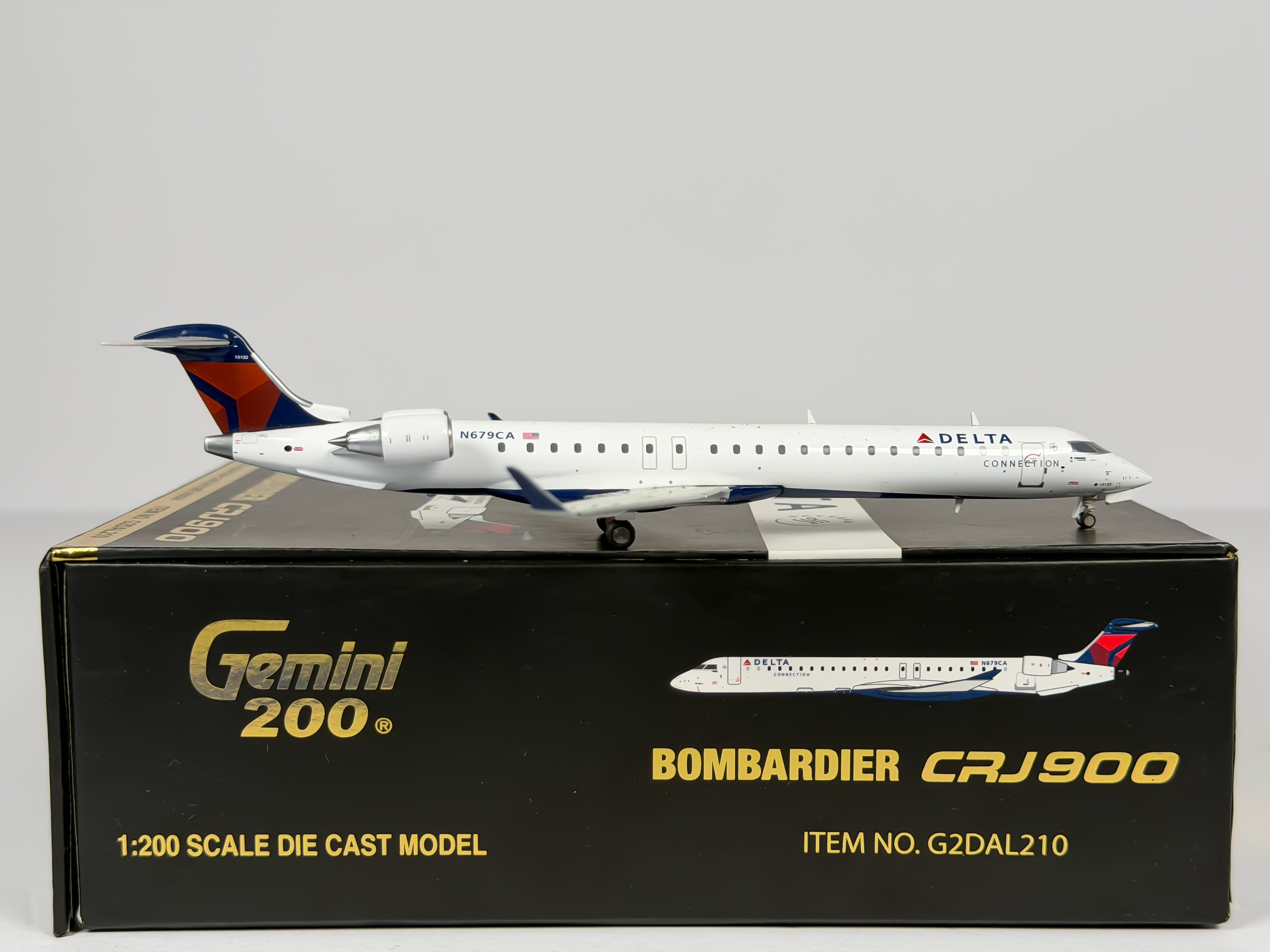 Delta Air Lines Bombardier CRJ900 1:200 Gemini Jets N679CA (G2DAL210)