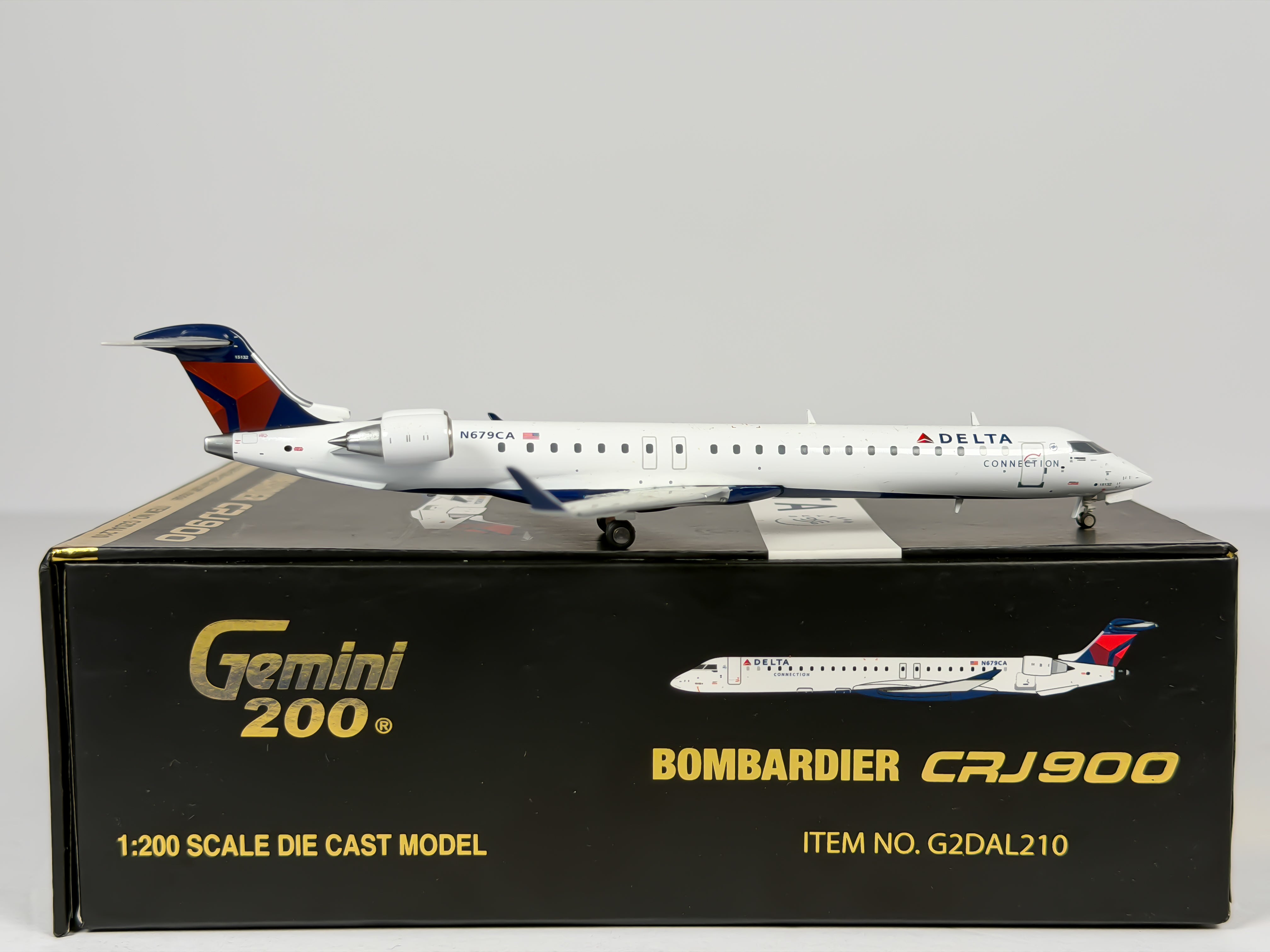 Delta Air Lines Bombardier CRJ900 1:200 Gemini Jets N679CA (G2DAL210)