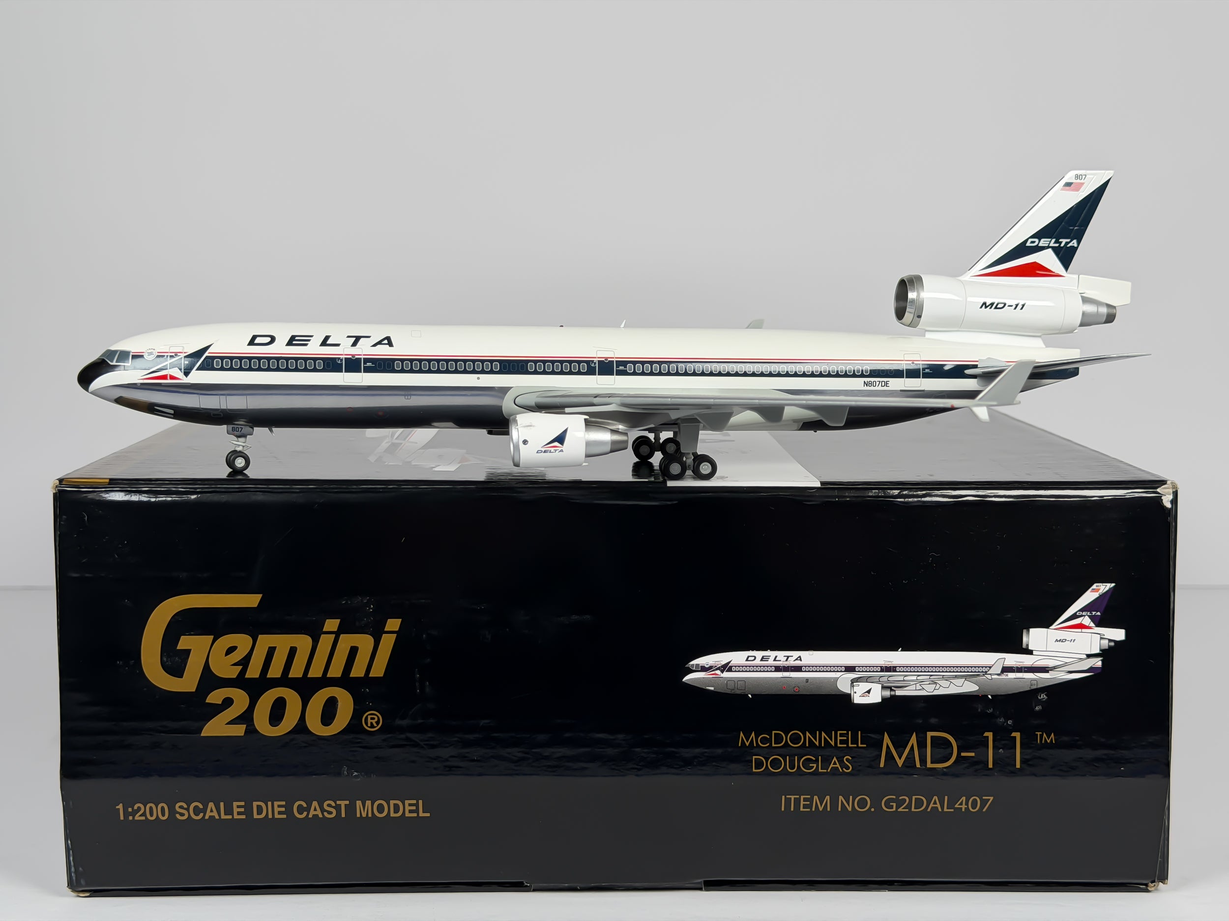 Delta Air Lines McDonnell Douglas MD-11 1:200 Gemini Jets N807DE (G2DAL407)