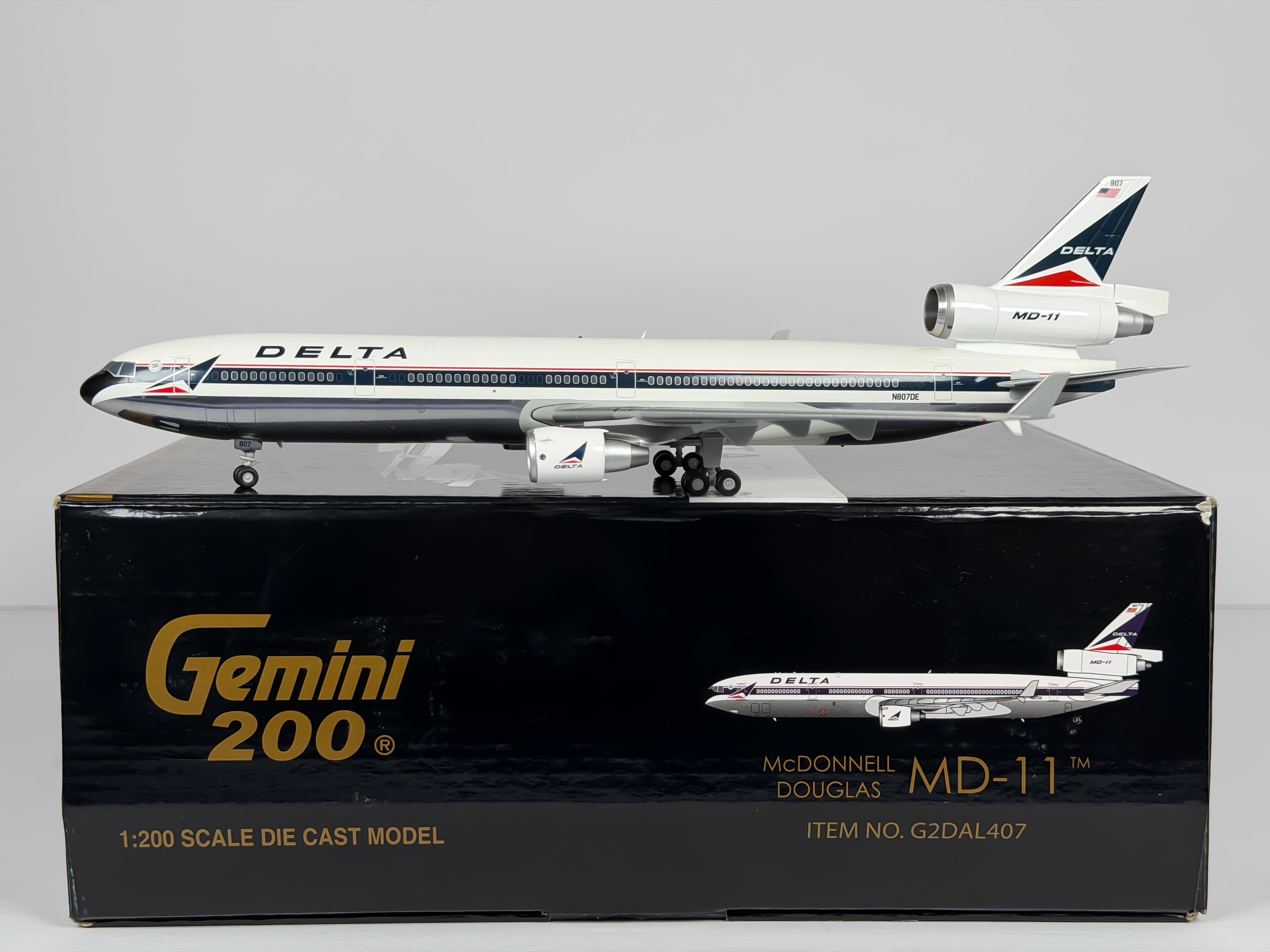 Delta Air Lines McDonnell Douglas MD-11 1:200 Gemini Jets N807DE (G2DAL407)