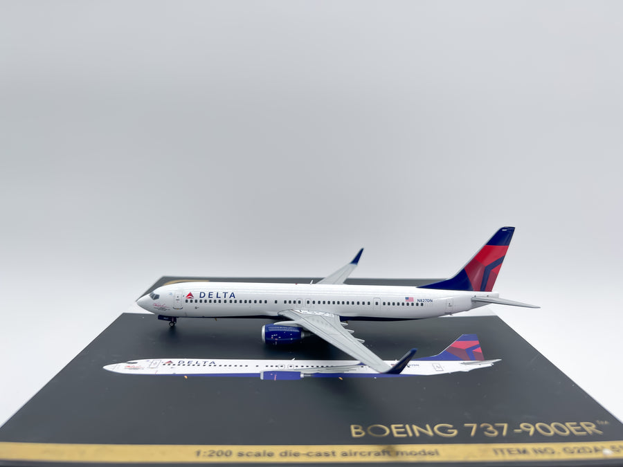 Delta Air Lines Boeing 737-900ER 1:200 Gemini Jets N827DN (G2DAL512)