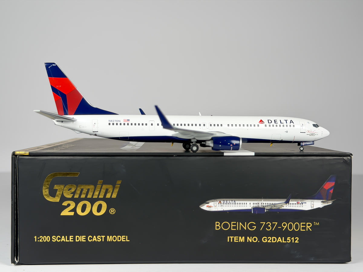 Delta Air Lines Boeing 737-900ER 1:200 Gemini Jets N827DN (G2DAL512)