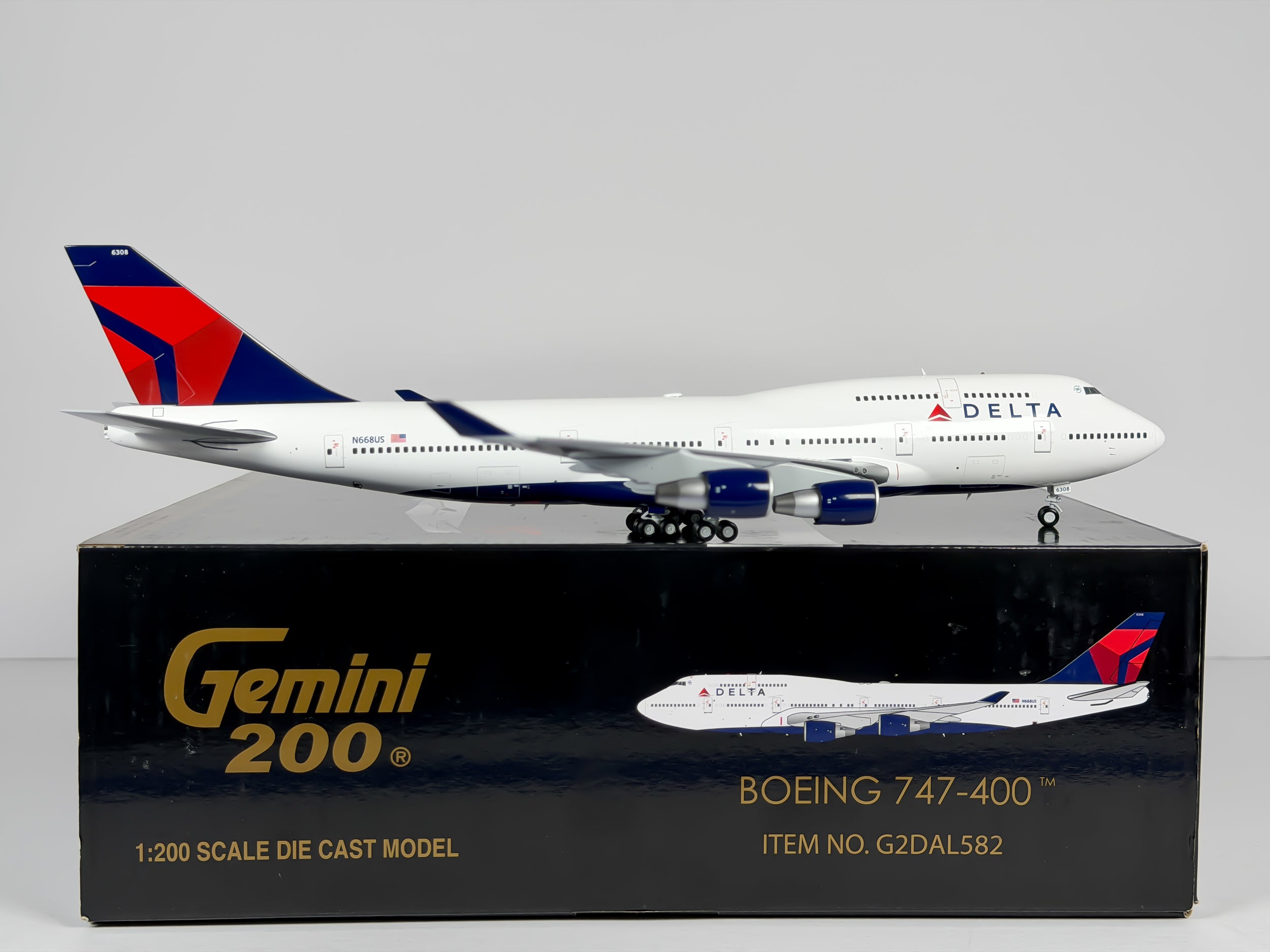 Delta Air Lines Boeing 747-400 1:200 Gemini Jets N668US (G2DAL582)