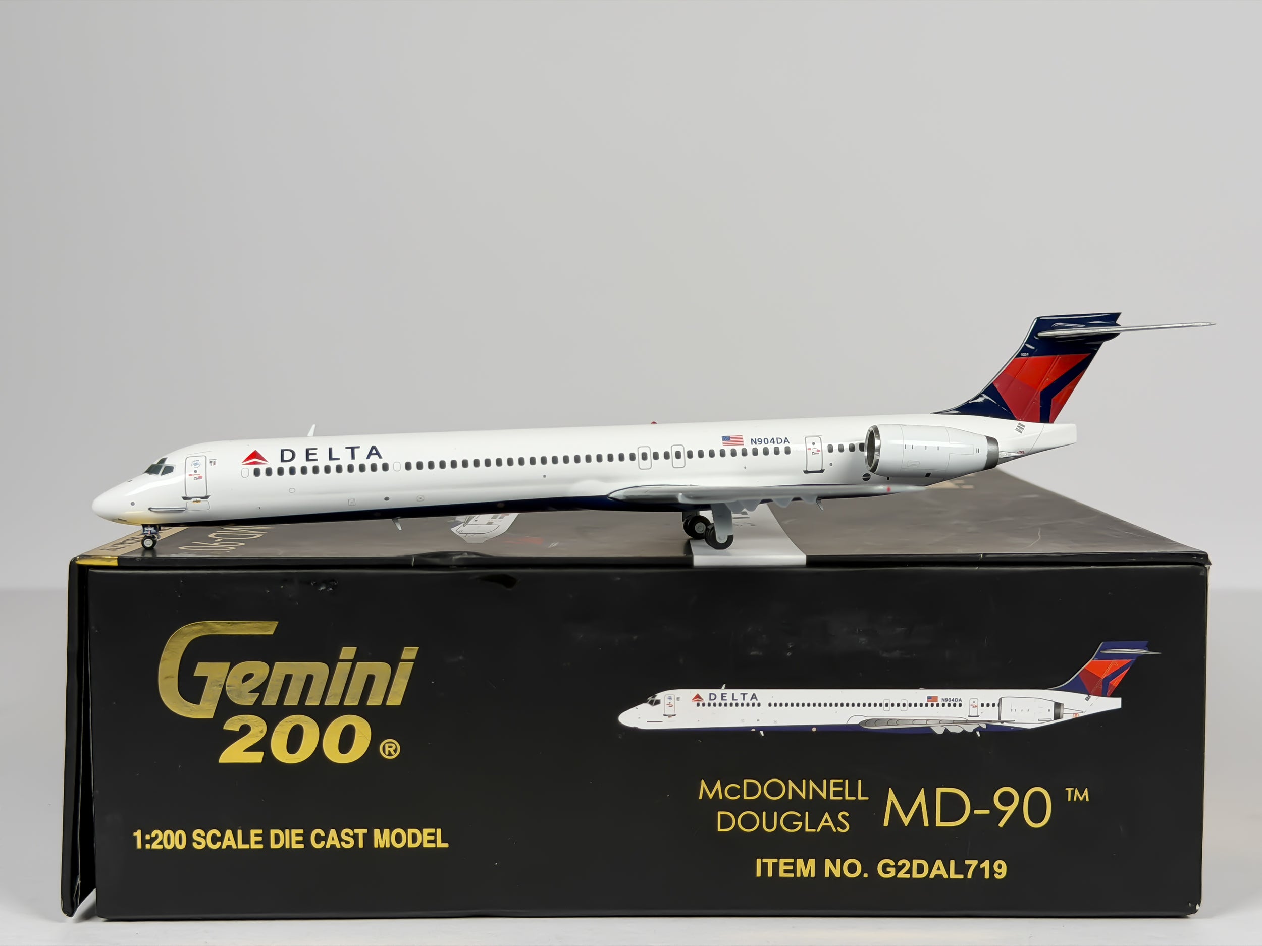 Delta Air Lines McDonnell Douglas MD-90 1:200 Gemini Jets N904DA (G2DAL719)