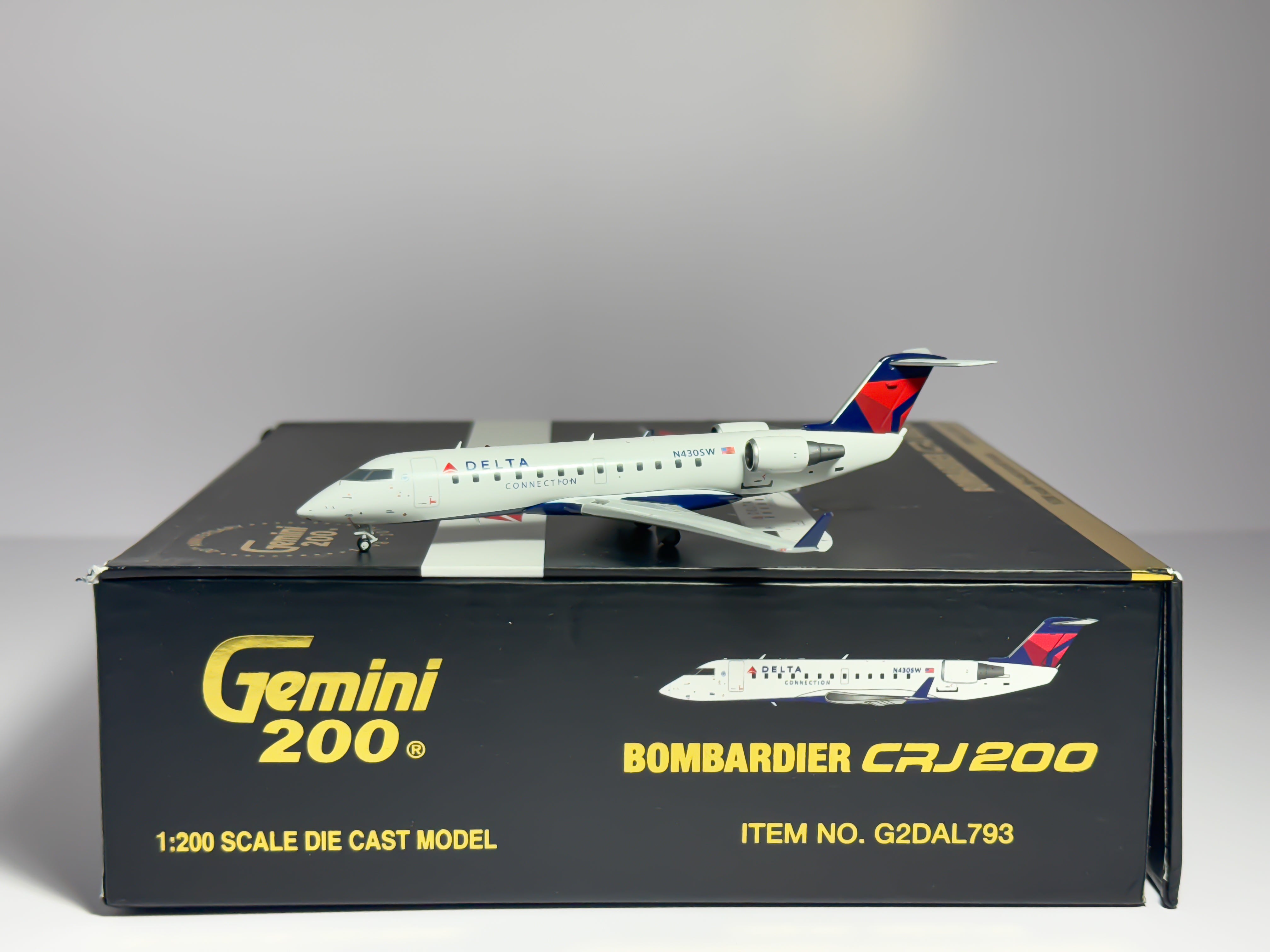 Delta Connection Bombardier CRJ200 1:200 Gemini Jets N430SW (G2DAL793)