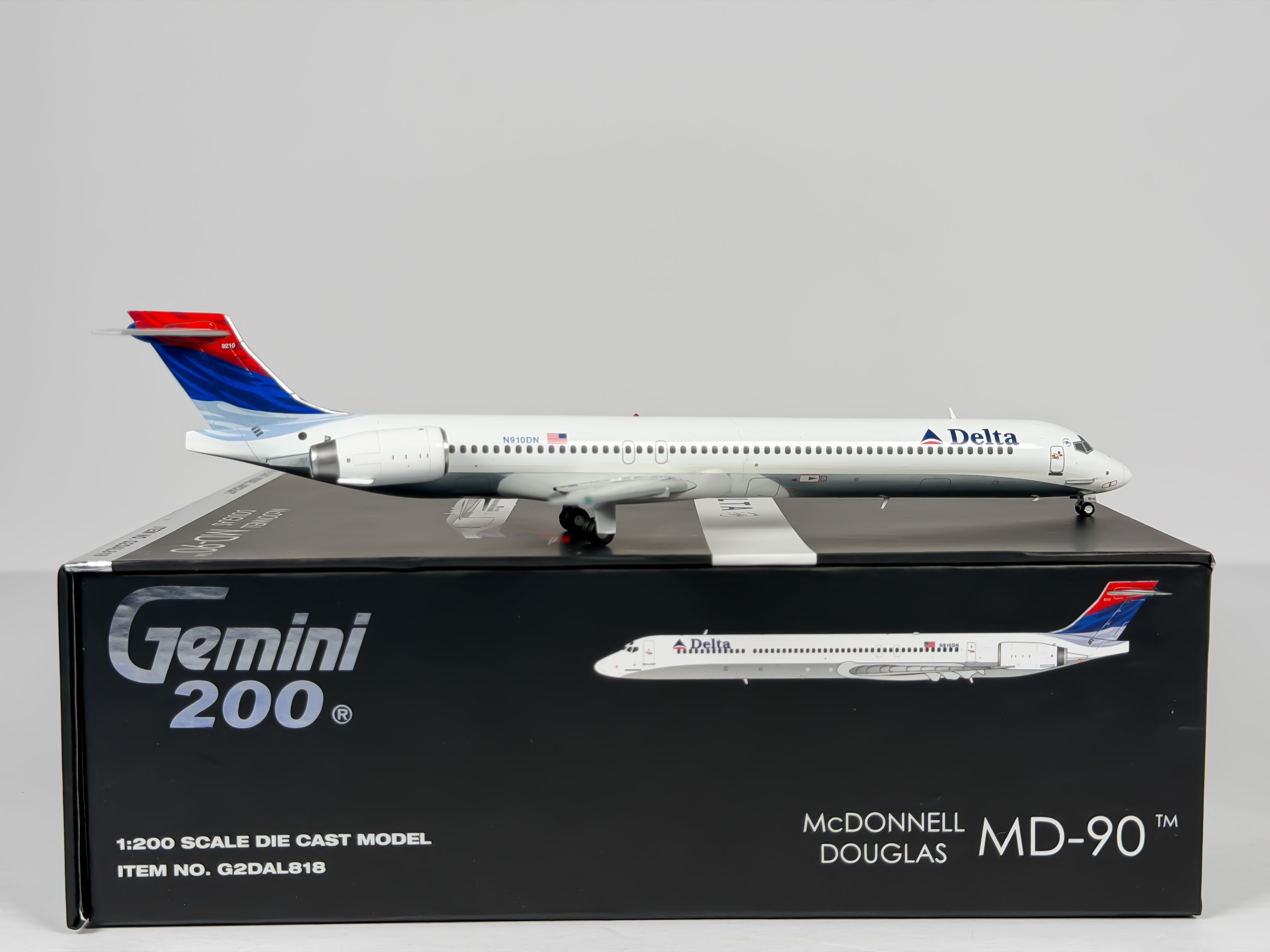 Delta Air Lines McDonnell Douglas MD-90 1:200 Gemini Jets N910DN (G2DAL818)