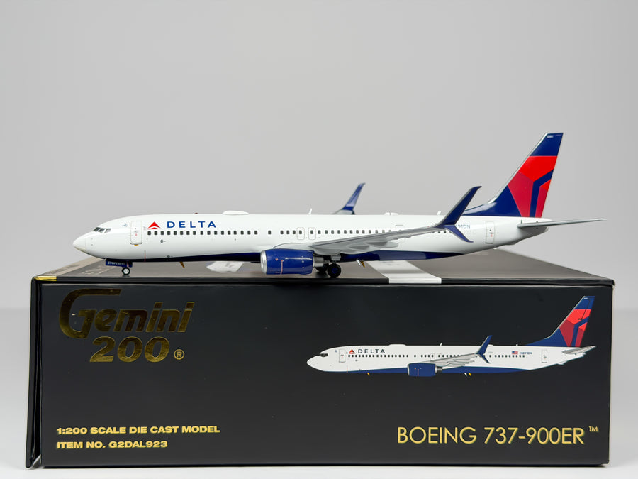 Delta Air Lines Boeing 737-900 1:200 Gemini Jets N891DN (G2DAL923)