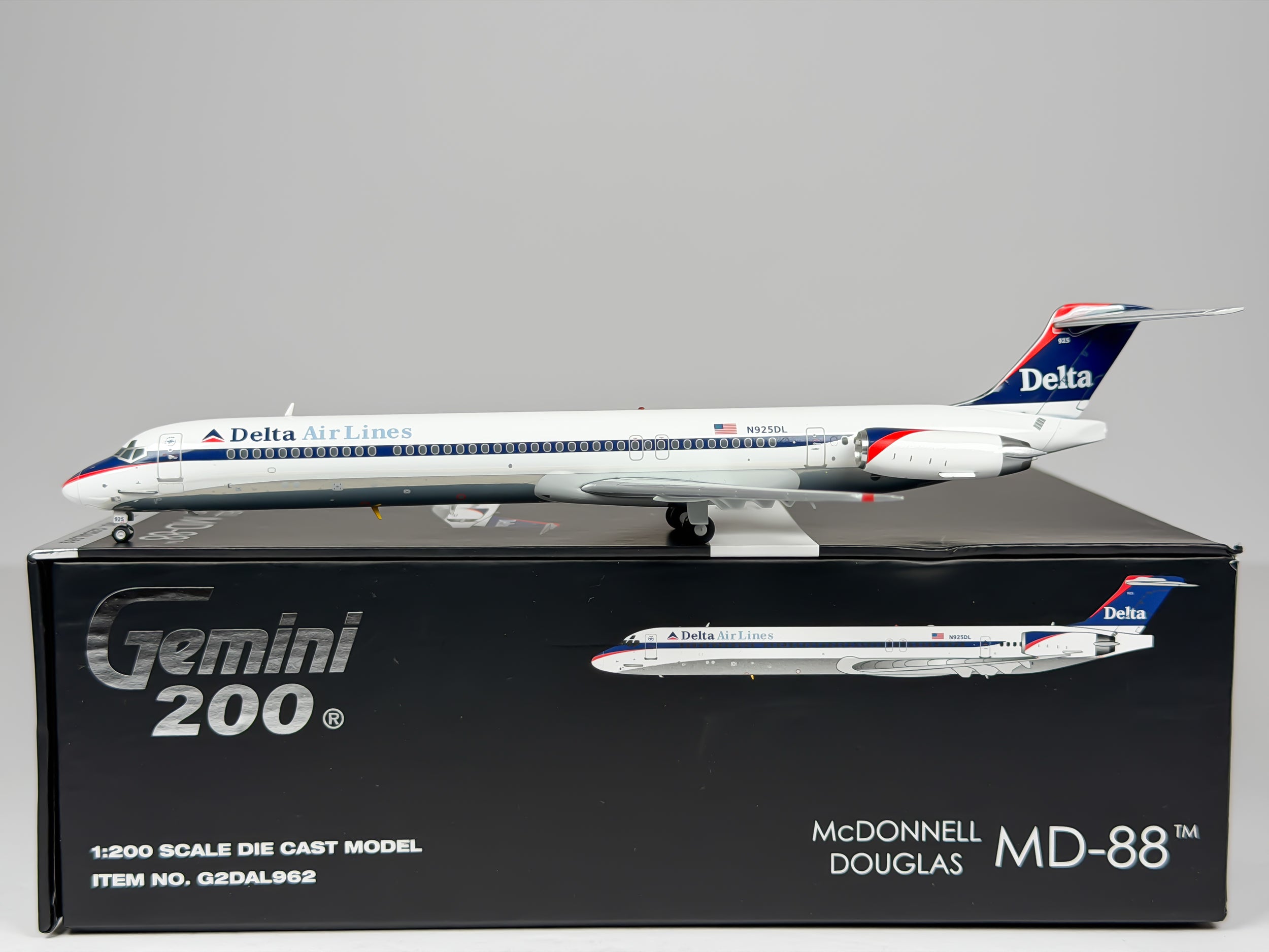Delta Air Lines McDonnell Douglas MD-88 1:200 Gemini Jets N925DL (G2DAL962)