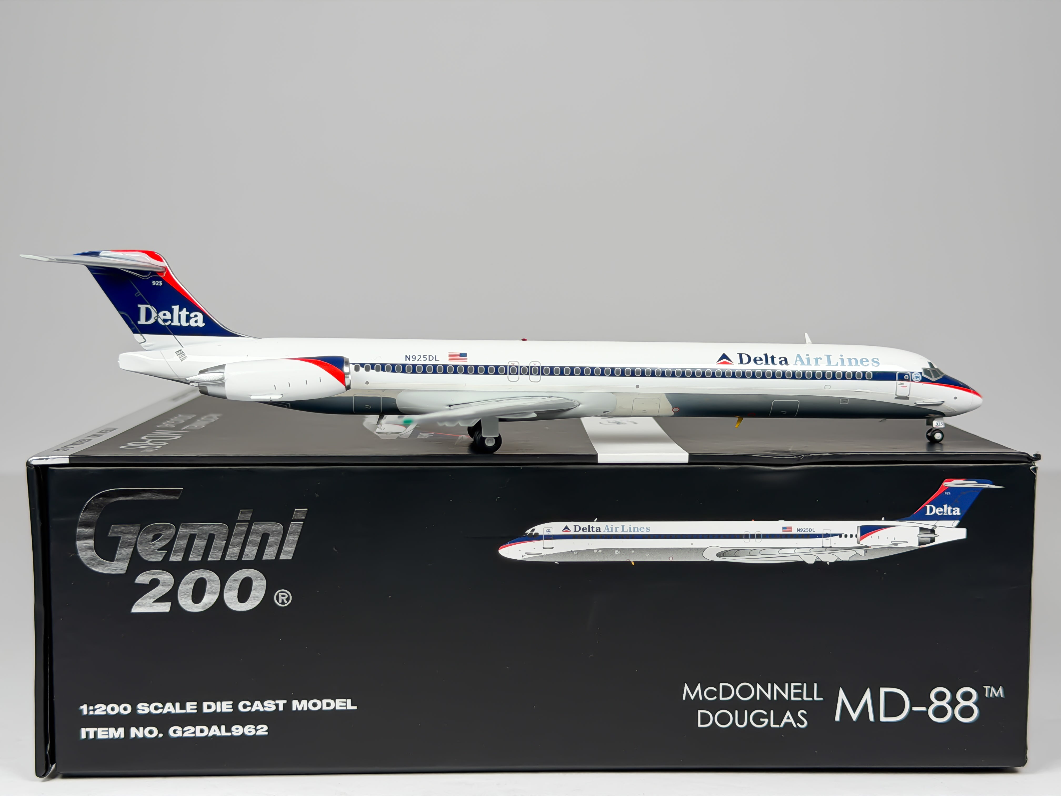 Delta Air Lines McDonnell Douglas MD-88 1:200 Gemini Jets N925DL (G2DAL962)