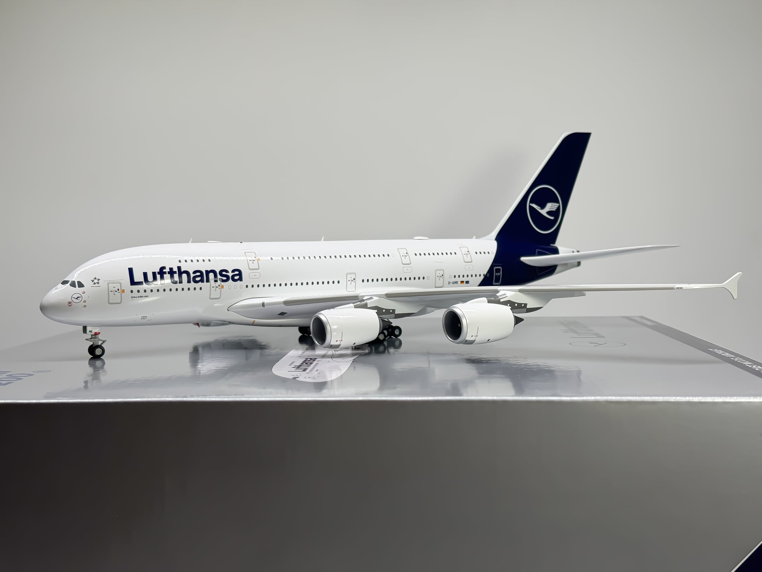 Lufthansa Airbus A380-800 1:200 Gemini Jets D-AIMK (G2DLH1202)