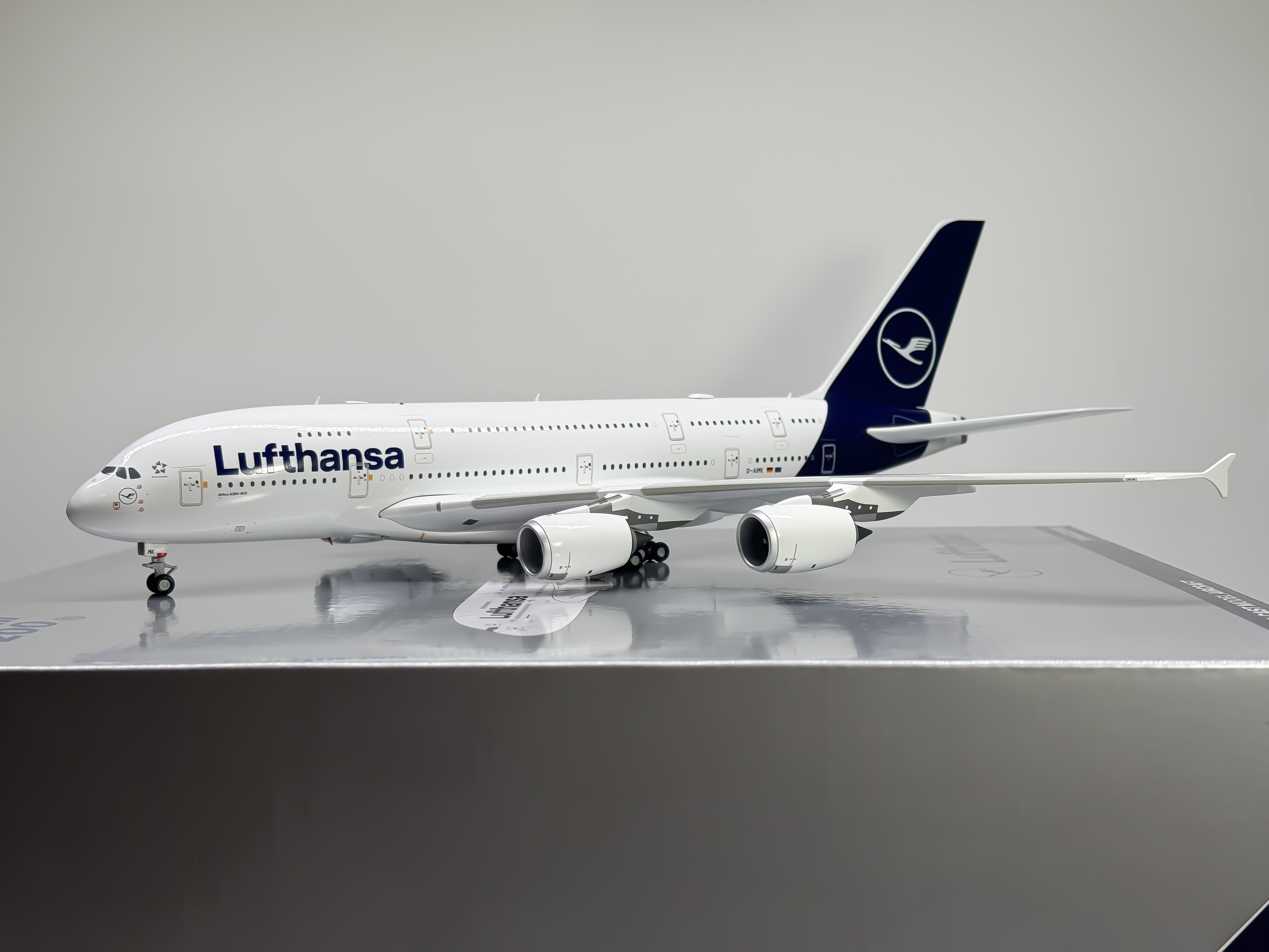 Lufthansa Airbus A380-800 1:200 Gemini Jets D-AIMK (G2DLH1202)