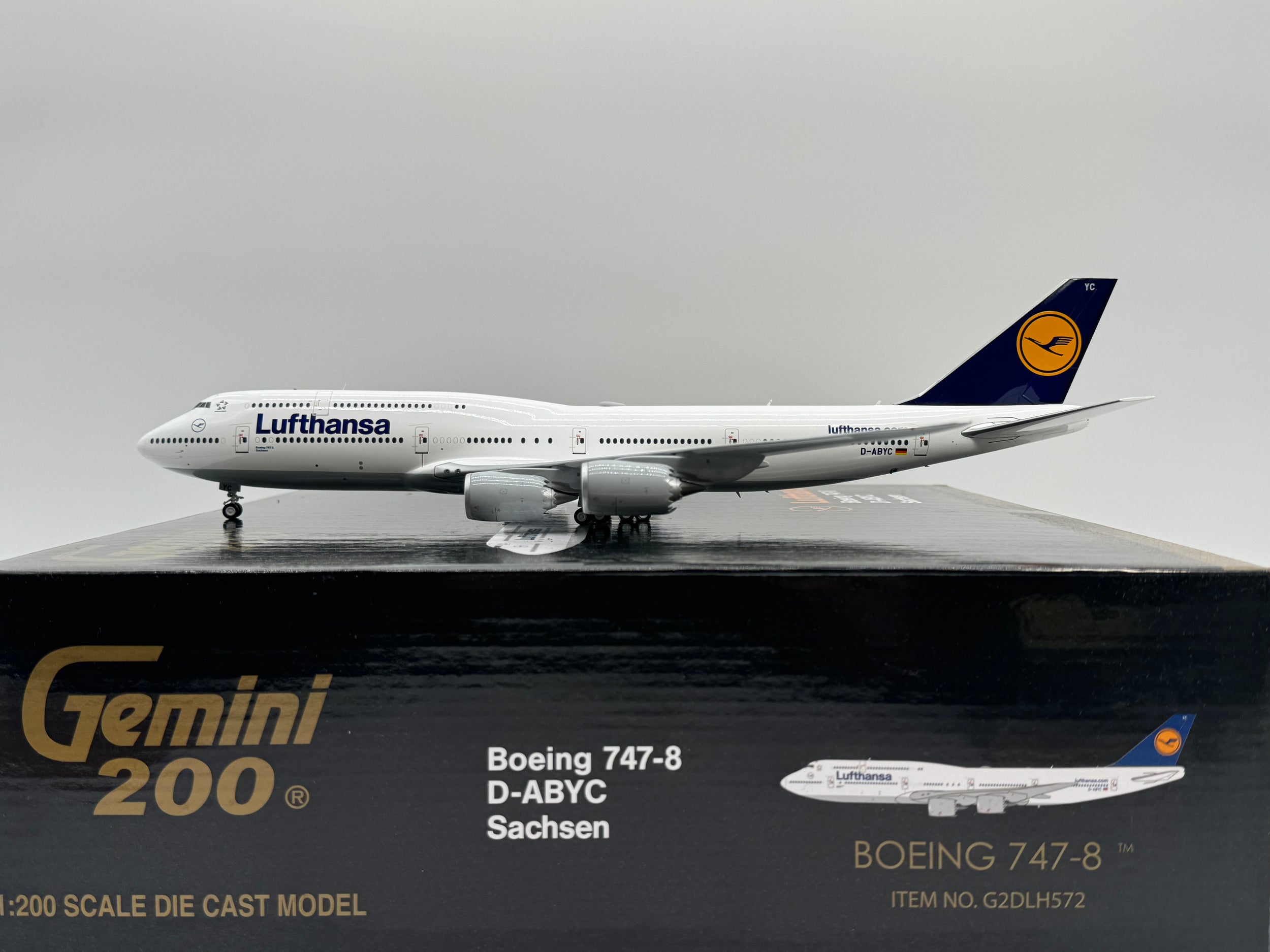 Lufthansa Boeing 747-8i 1:200 Gemini Jets D-ABYC (G2DLH572)