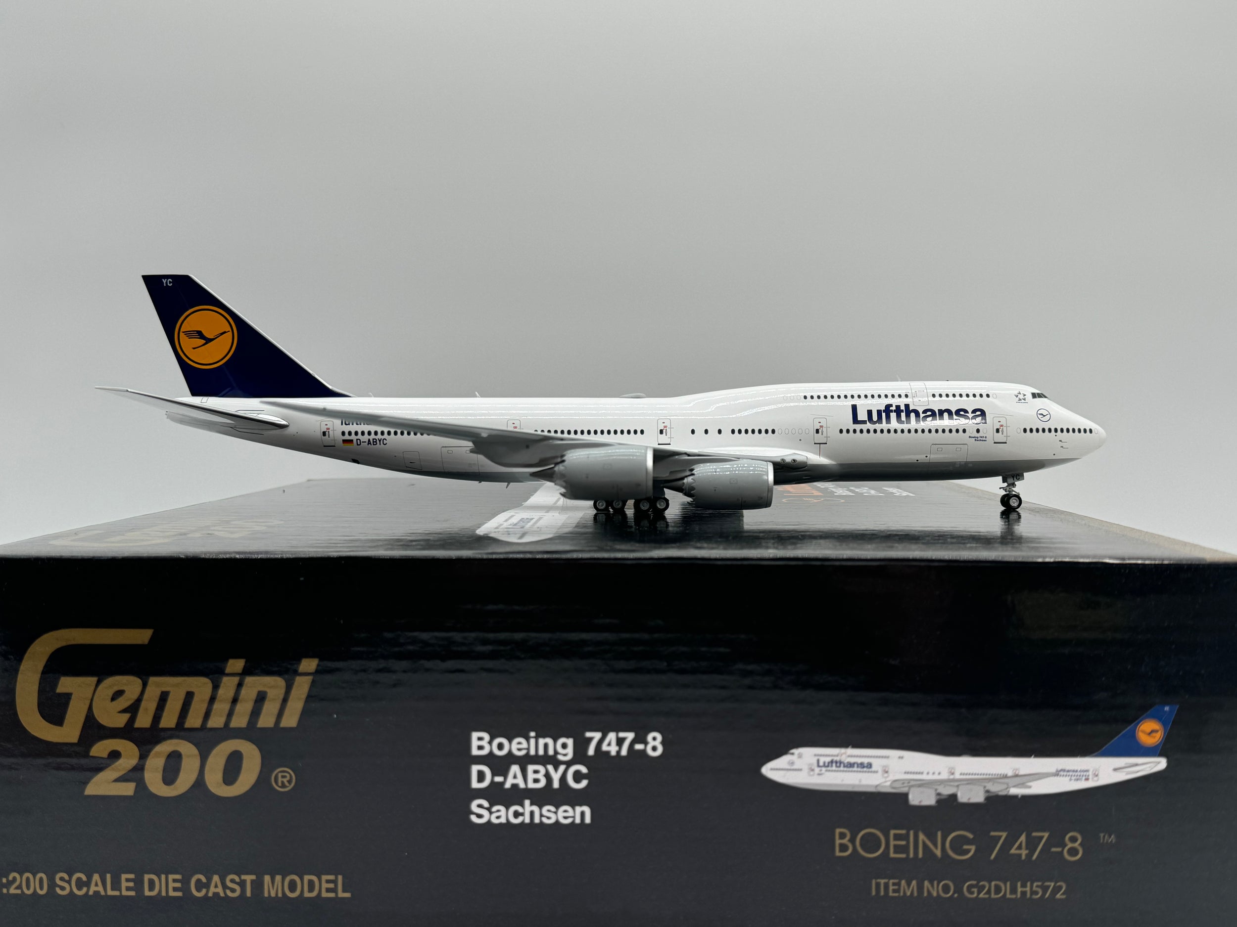 Lufthansa Boeing 747-8i 1:200 Gemini Jets D-ABYC (G2DLH572)