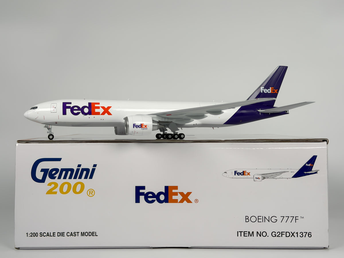 FedEx Express Boeing 777F 1:200 Gemini Jets N895FD (G2FDX1376)