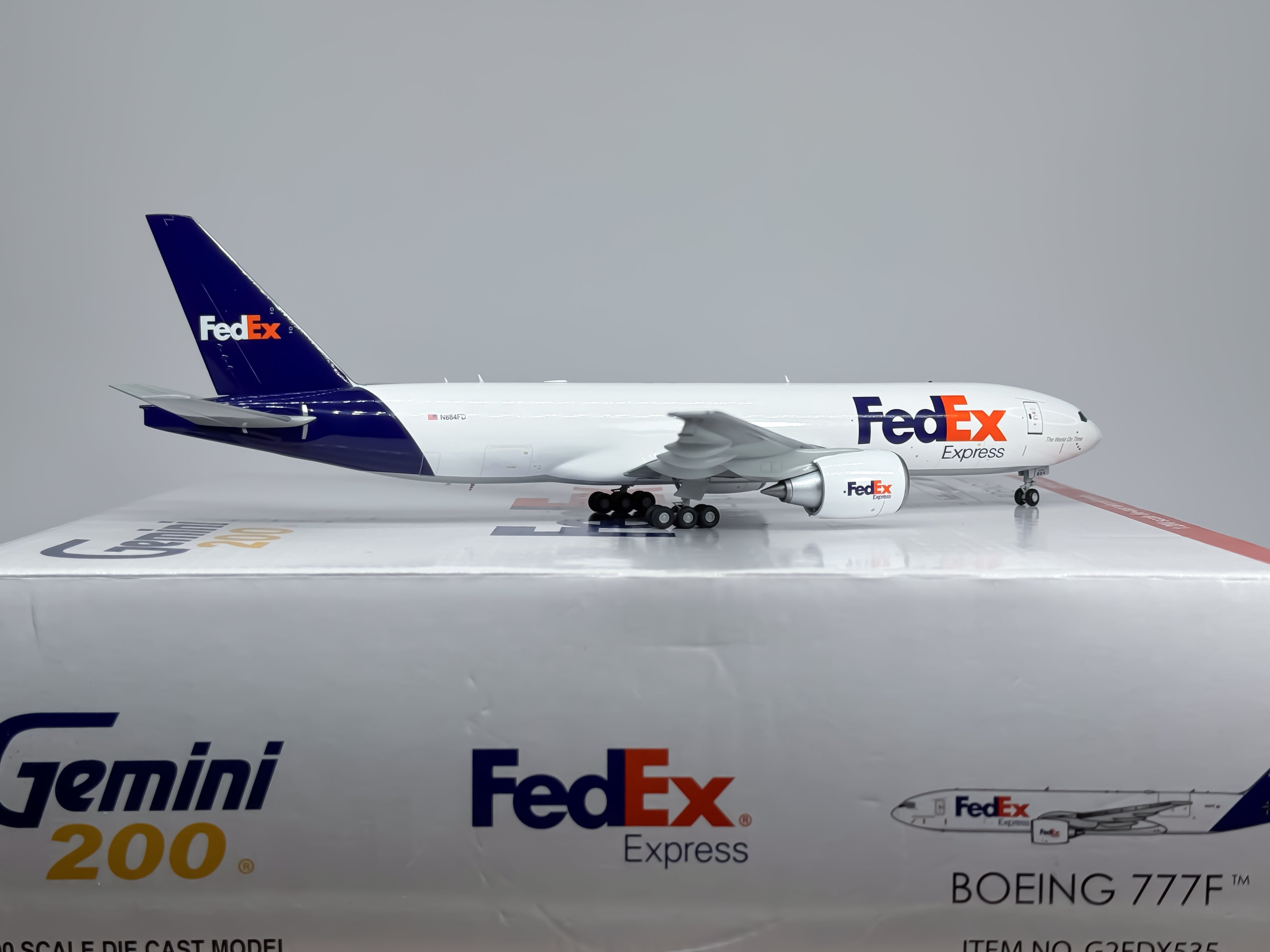 FedEx Express Boeing 777F 1:200 Gemini Jets N884FD (G2FDX535)