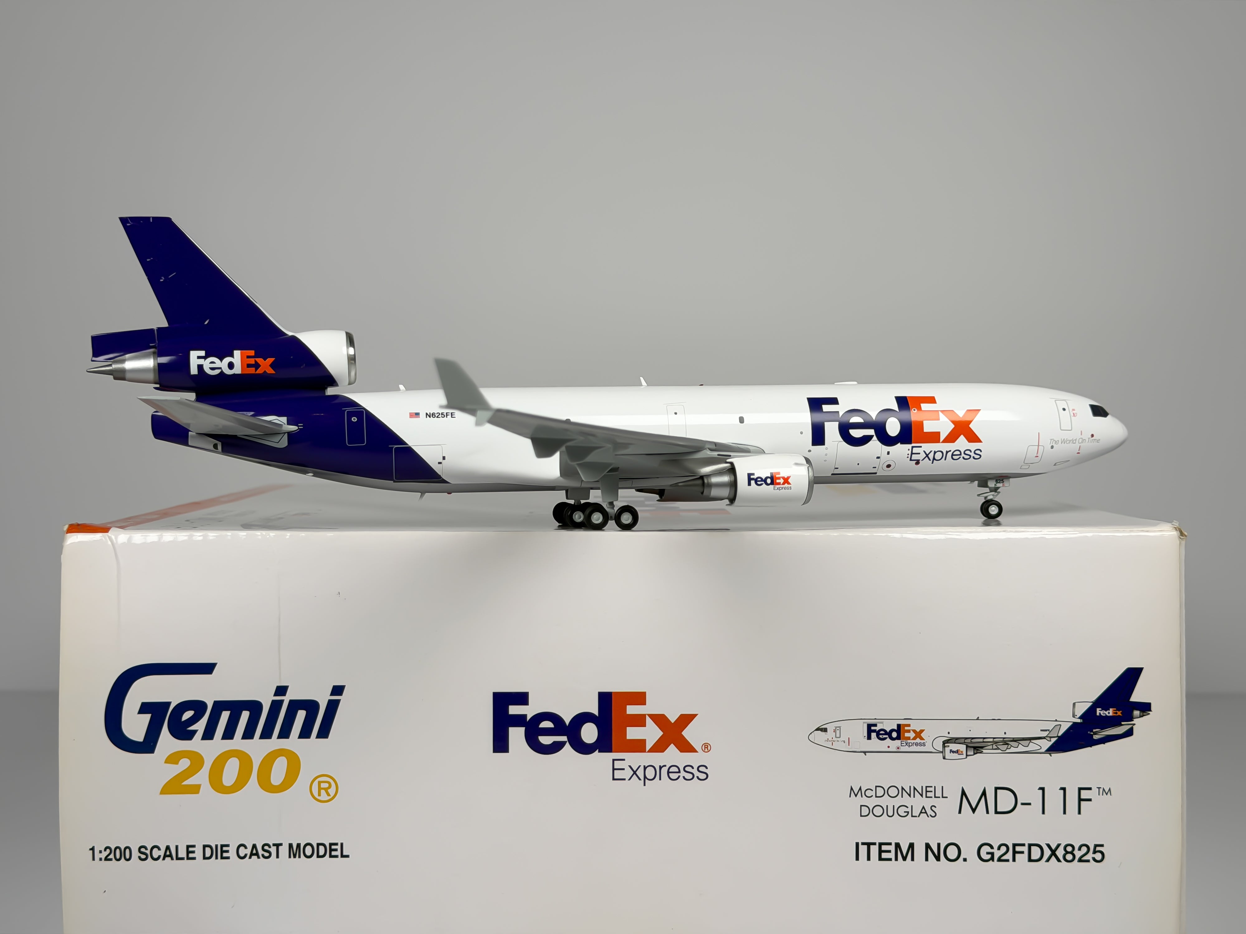 FedEx Express McDonnell Douglas MD-11F 1:200 Gemini Jets N625FE (G2FDX825)