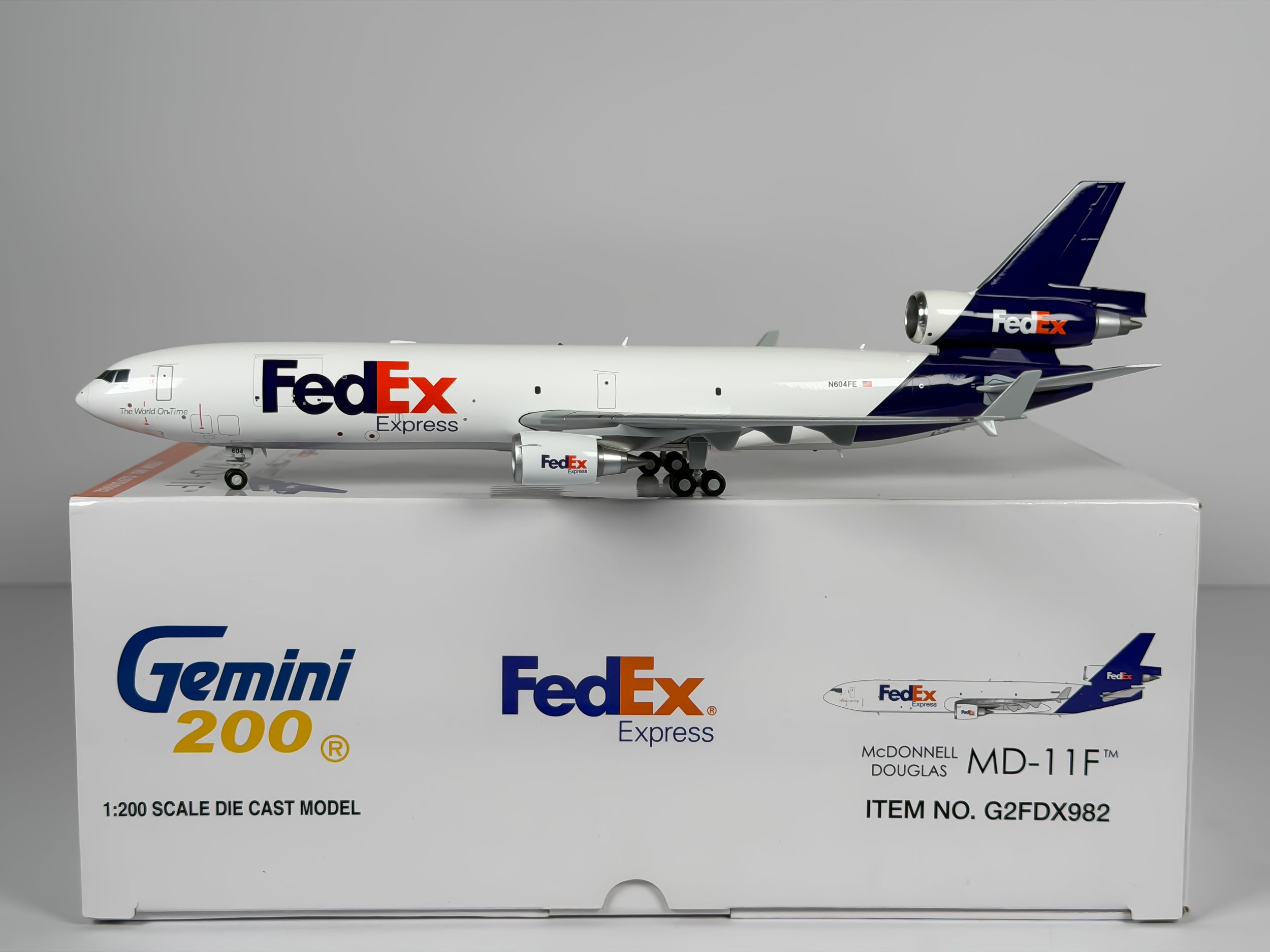 FedEx Express McDonnell Douglas MD-11F 1:200 Gemini Jets N604FE (G2FDX982)