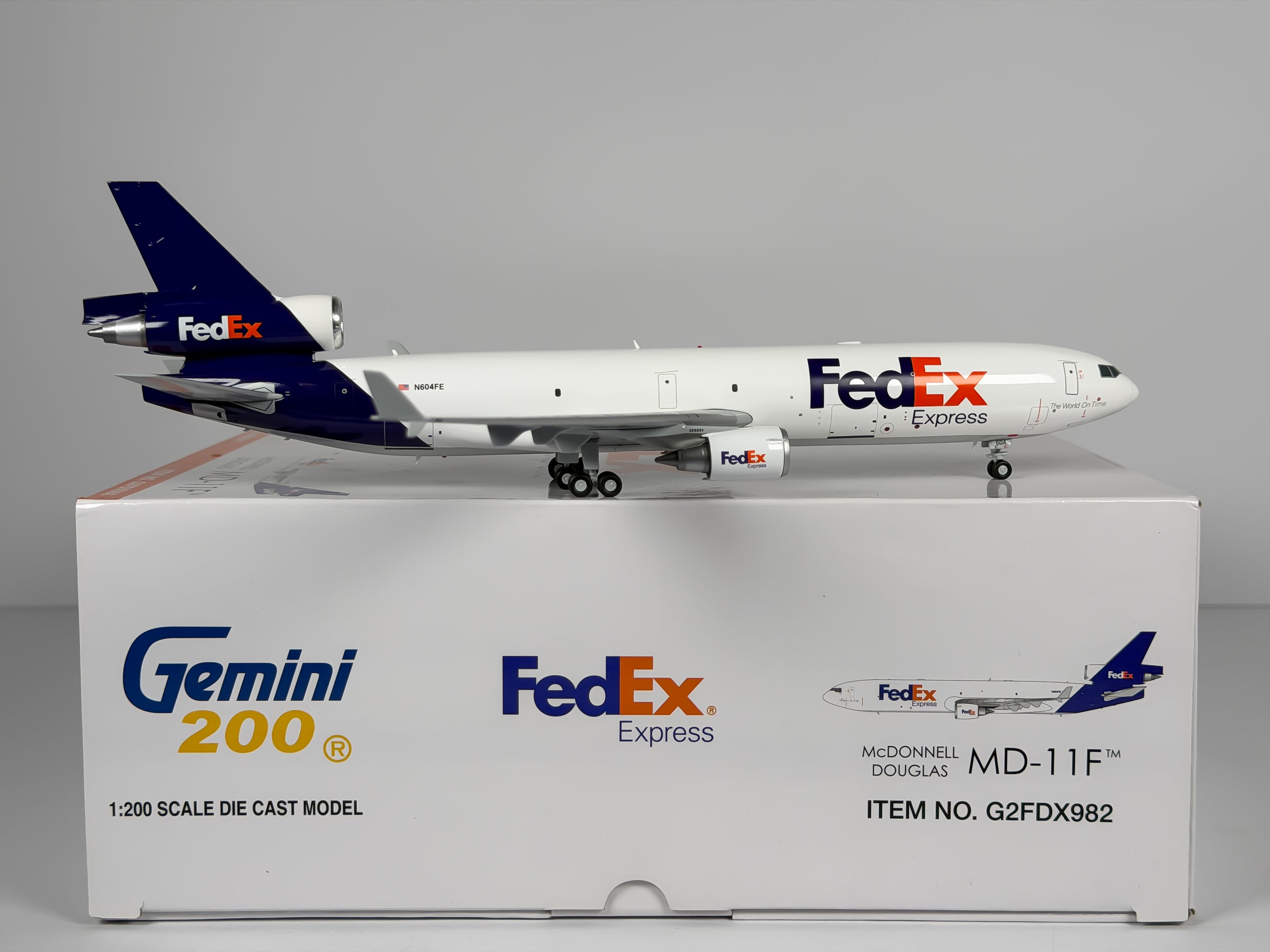 FedEx Express McDonnell Douglas MD-11F 1:200 Gemini Jets N604FE (G2FDX982)