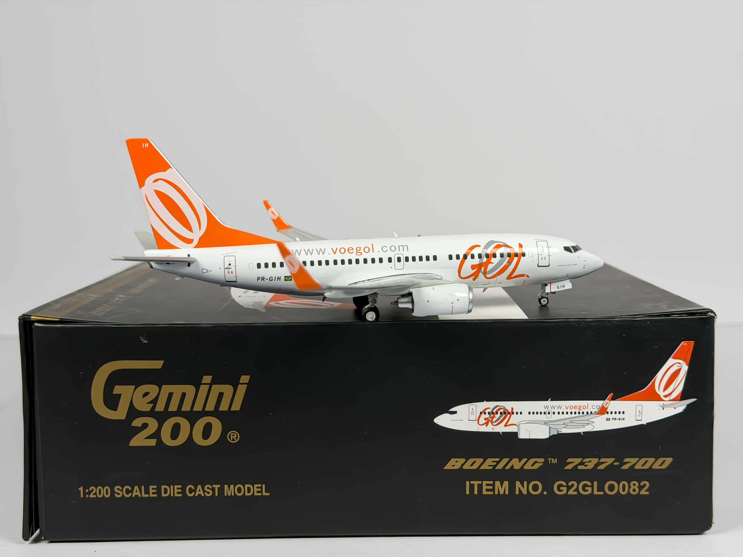 GOL Linhas Aereas Boeing 737-700 1:200 Gemini Jets PR-GIH (G2GLO082)