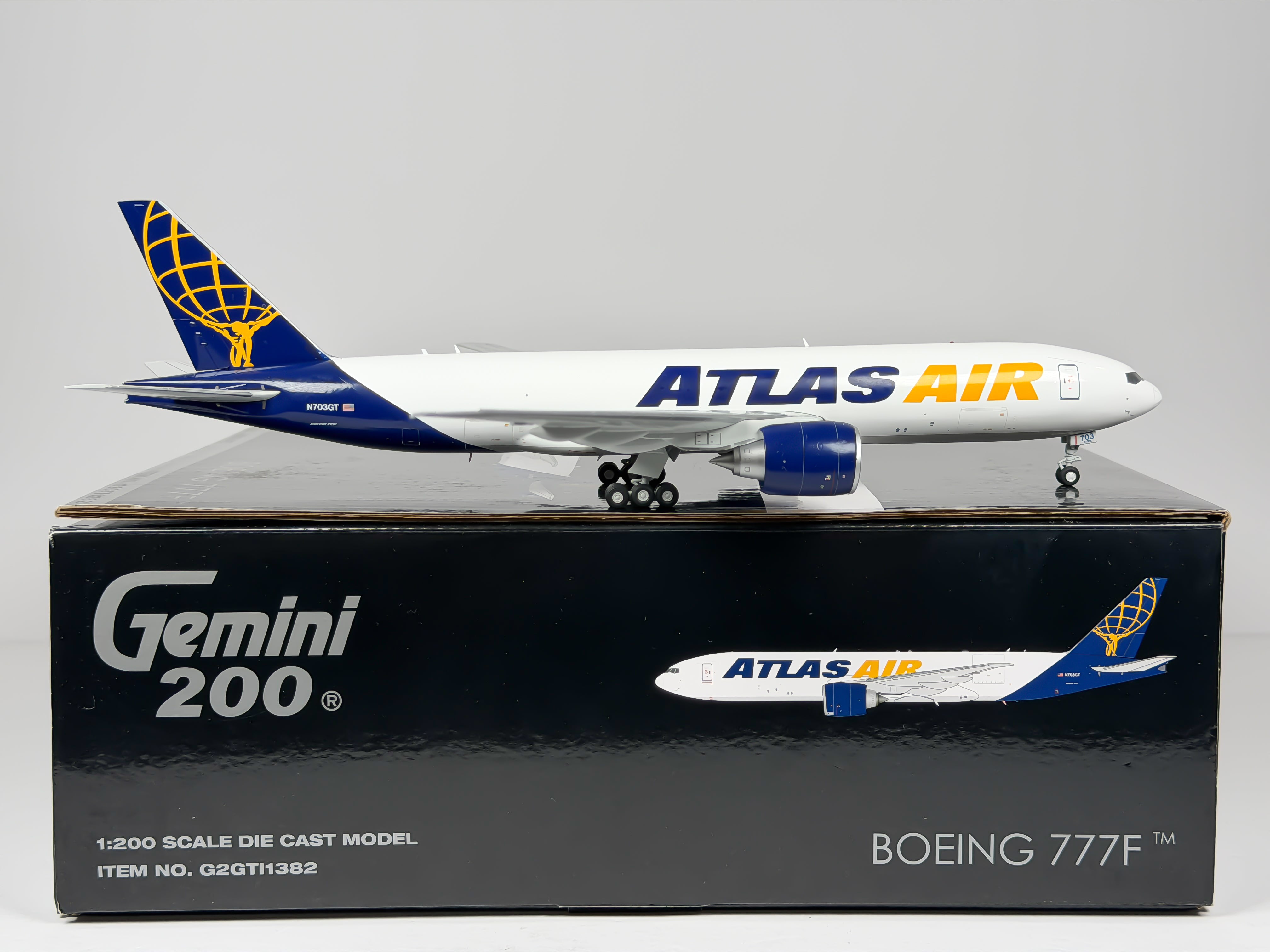 Atlas Air Boeing 777-200F 1:200 Gemini Jets N703GT (G2GTI1382)