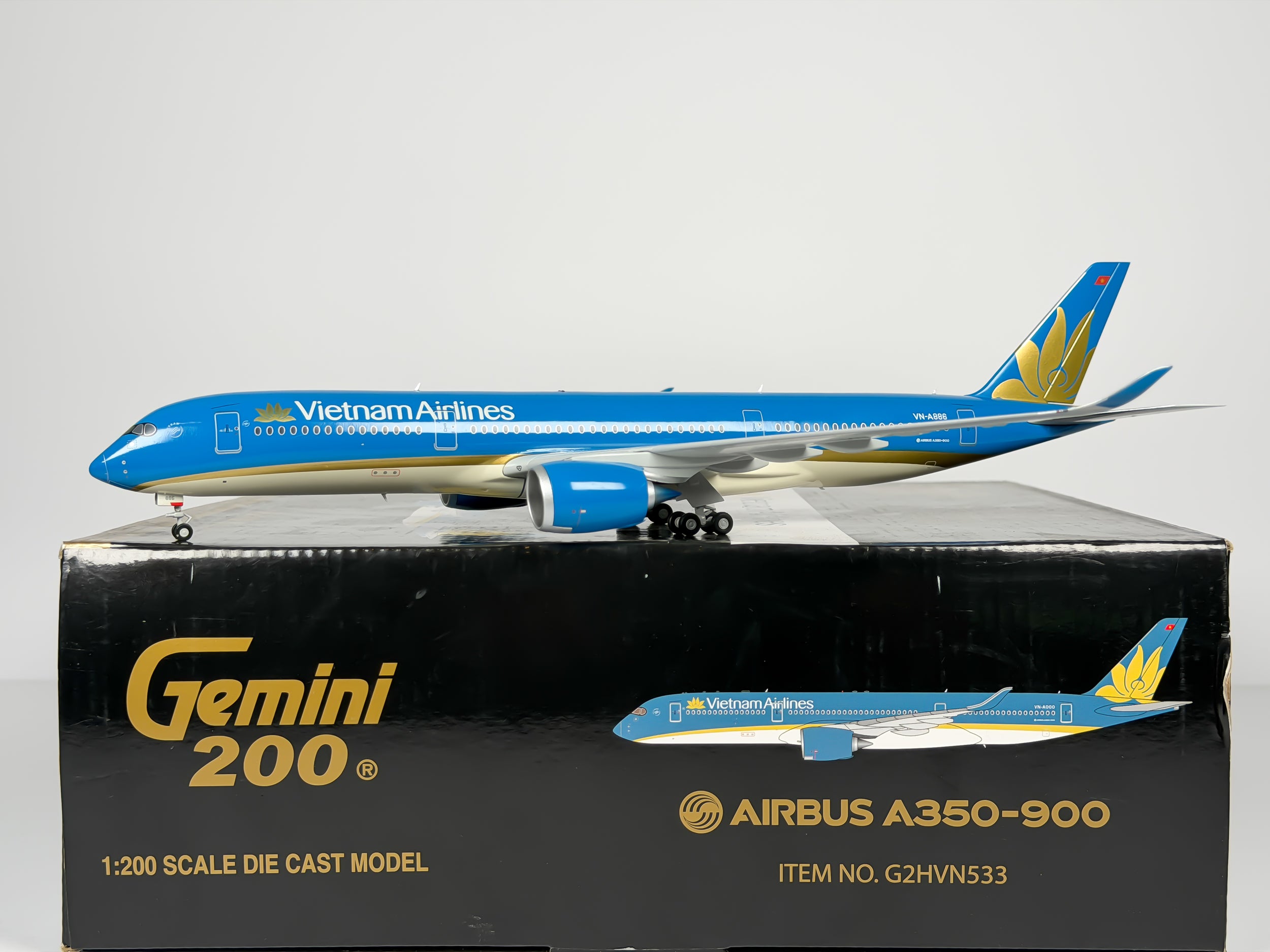 Vietnam Airlines Airbus A350-900 1:200 Gemini Jets VN-A886 (G2HVN533)