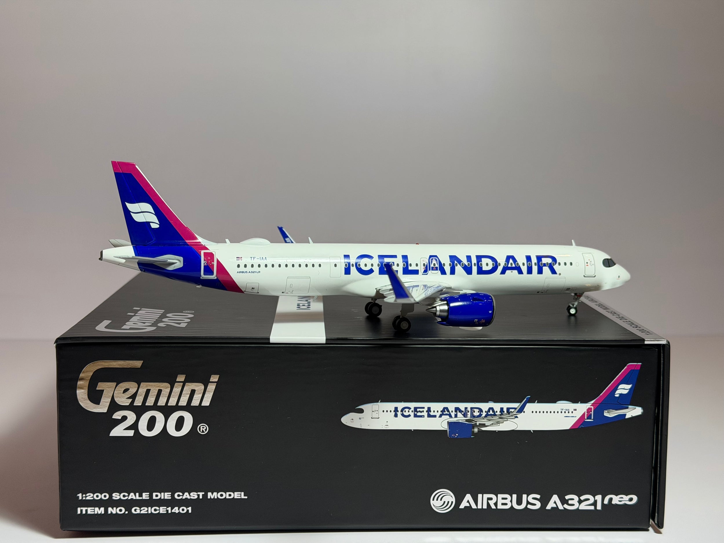 Gemini Jets 1:200 Icelandair Airbus A321neo TF-IAA new colors G2ICE1401 w/stand