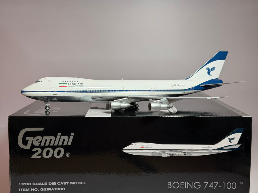 Gemini Jets 1:200 Iran Air Boeing 747-100 EP-IAM 1980s colors G2IRA1368 w/stand