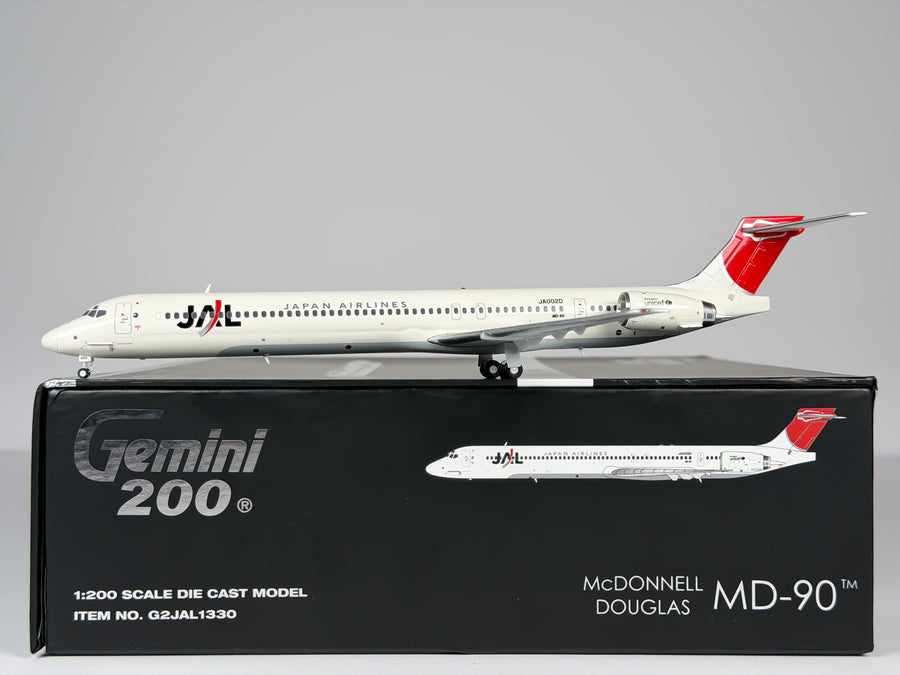 Japan Airlines (JAL) McDonnell Douglas MD-90 1:200 Gemini Jets JA002D (G2JAL1330)