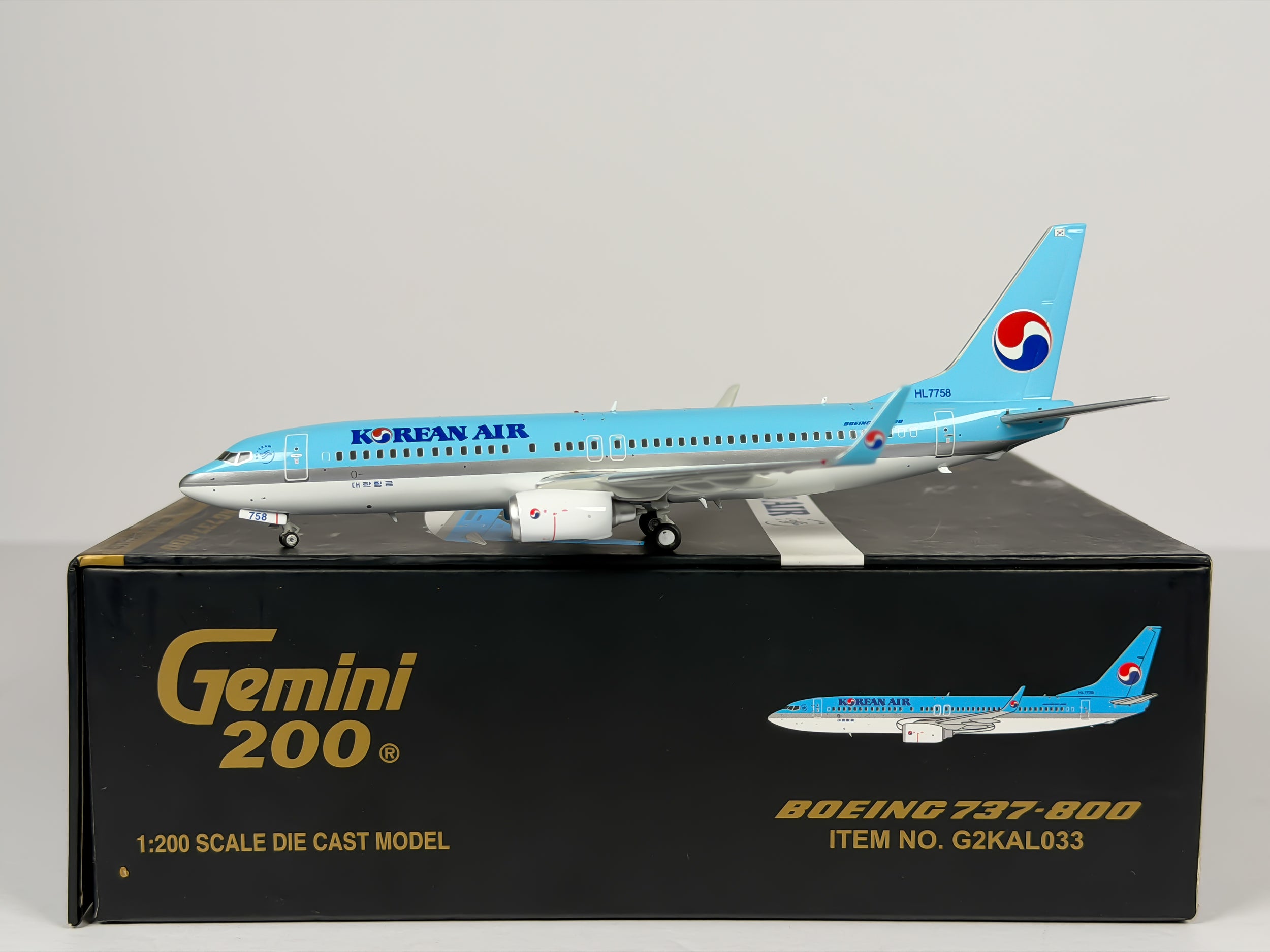Korean Air Boeing 737-800 1:200 Gemini Jets HL7758 (G2KAL033)