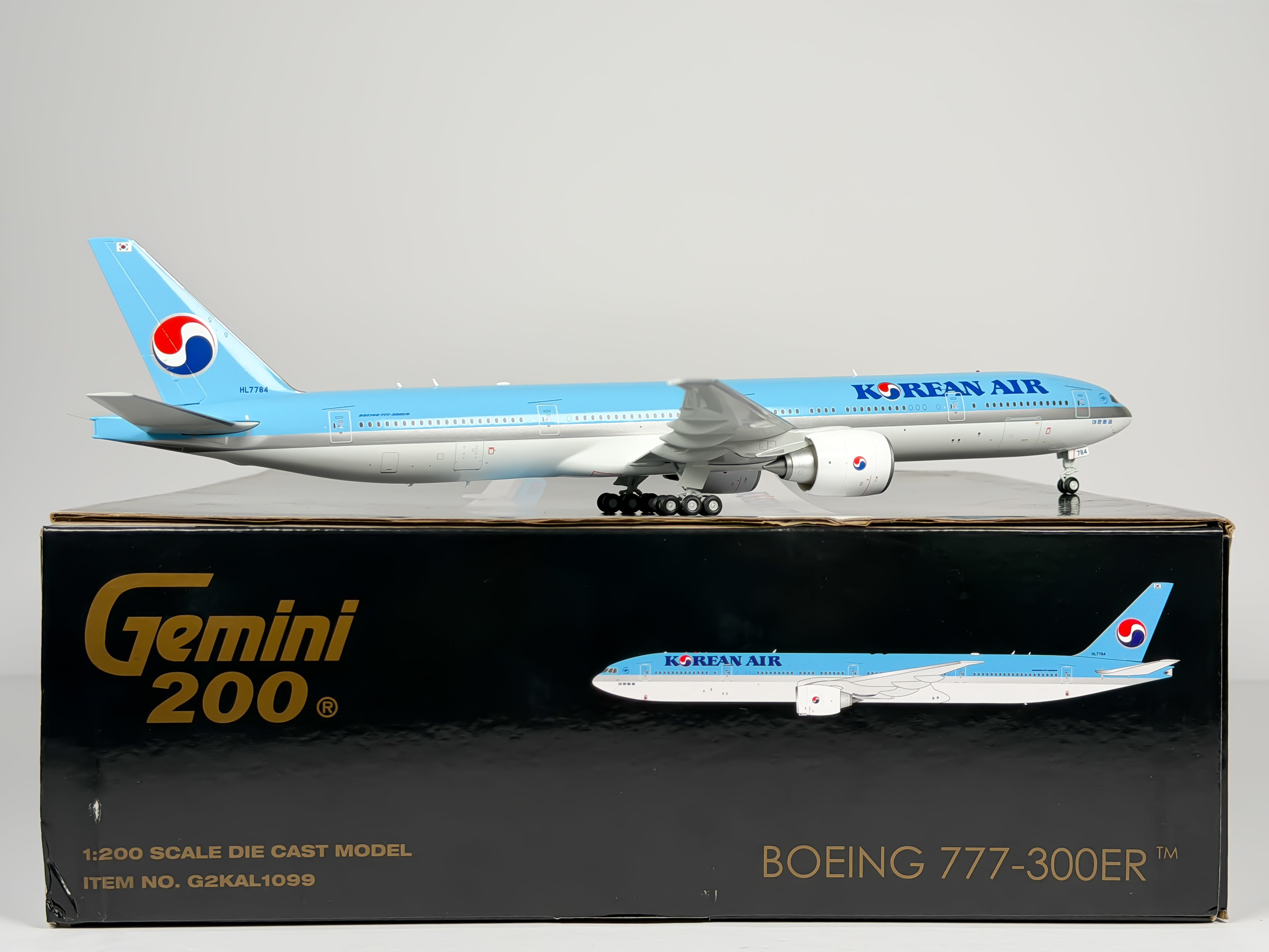 Korean Air Boeing 777-300ER 1:200 Gemini Jets HL7784 (G2KAL1099)