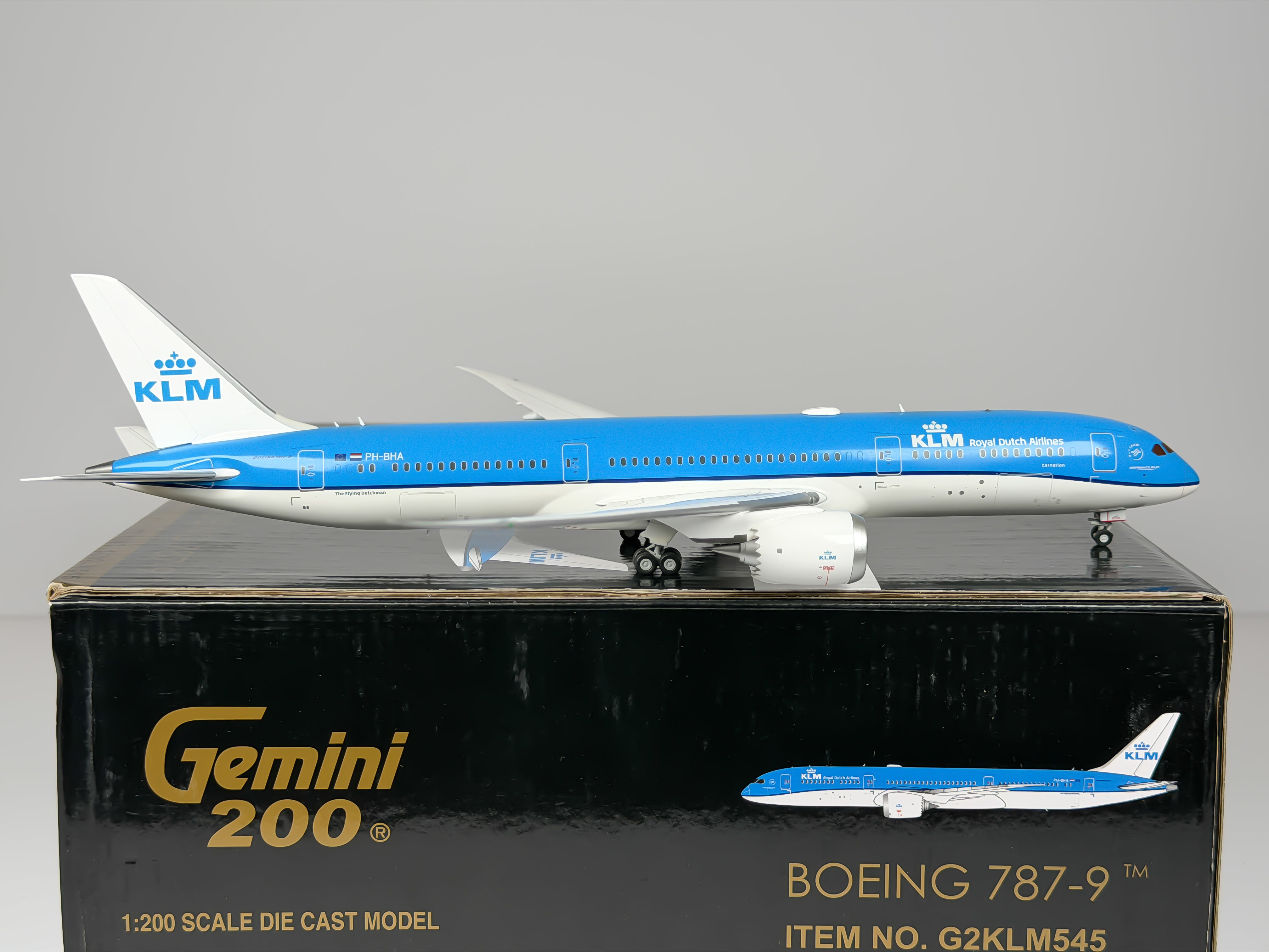 KLM Royal Dutch Airlines Boeing 787-9 1:200 Gemini Jets PH-BHA (G2KLM545)