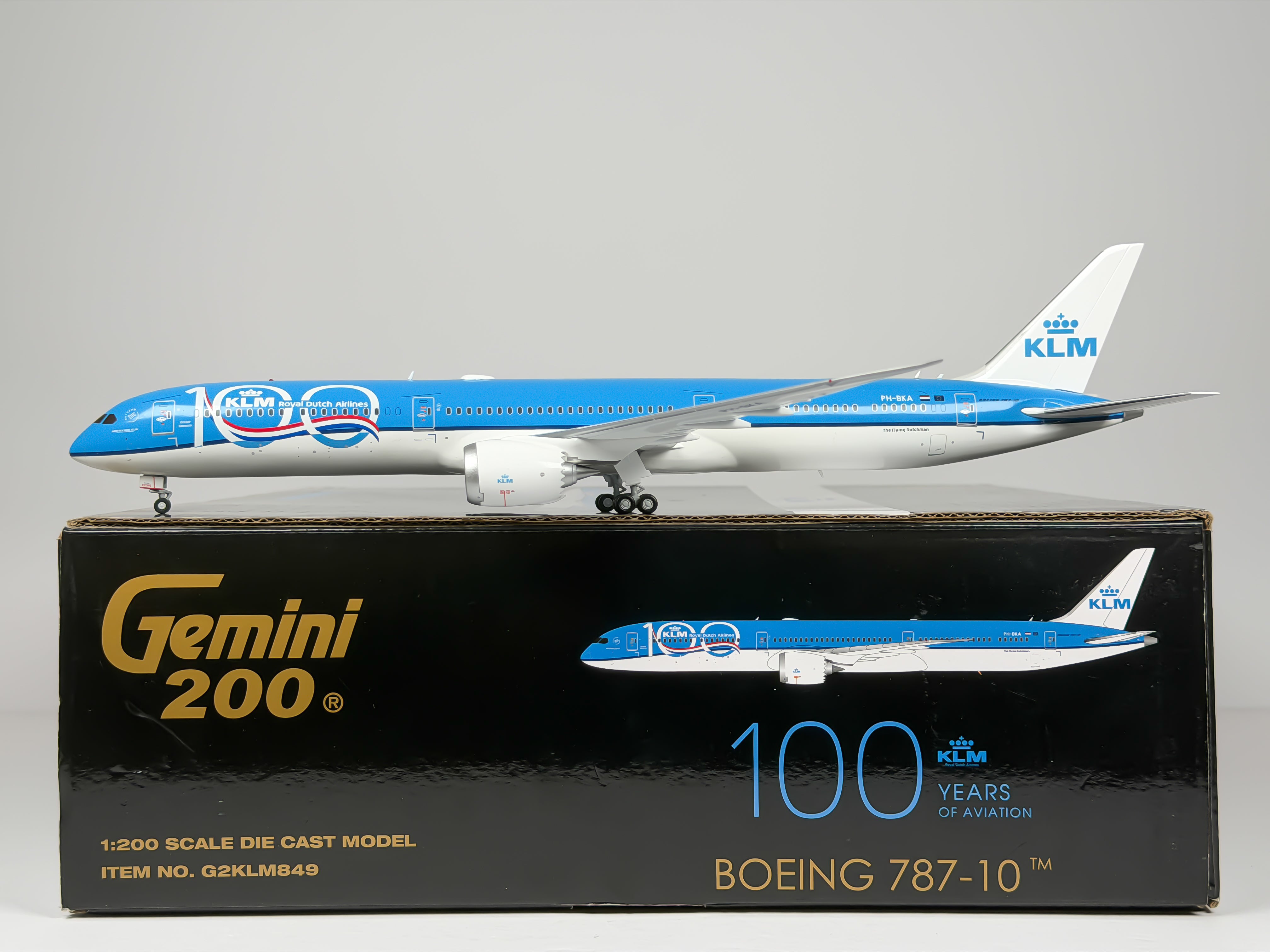 KLM Royal Dutch Airlines Boeing 787-10 1:200 Gemini Jets PH-BKA (G2KLM849)