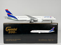 LATAM Airlines Boeing 787-9 1:200 Gemini Jets CC-BGM (G2LAN1095)