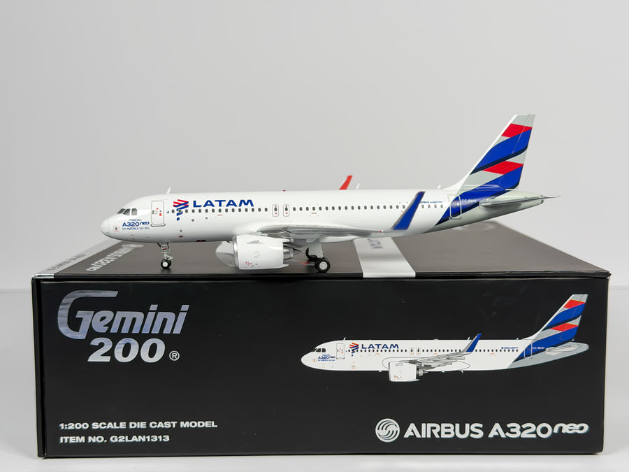 LATAM Airlines Airbus A320neo 1:200 Gemini Jets CC-BHG (G2LAN1313)