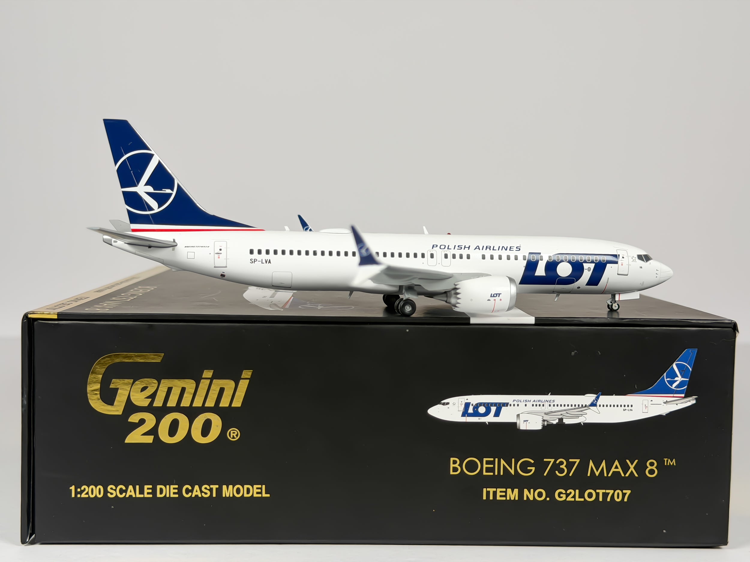 LOT Polish Airlines Boeing 737 MAX 8 1:200 Gemini Jets SP-LVA (G2LOT707)