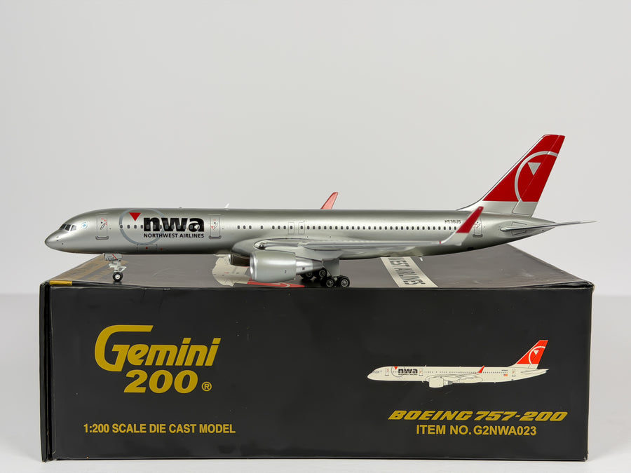 Northwest Airlines Boeing 757-200 1:200 Gemini Jets N536US (G2NWA023)
