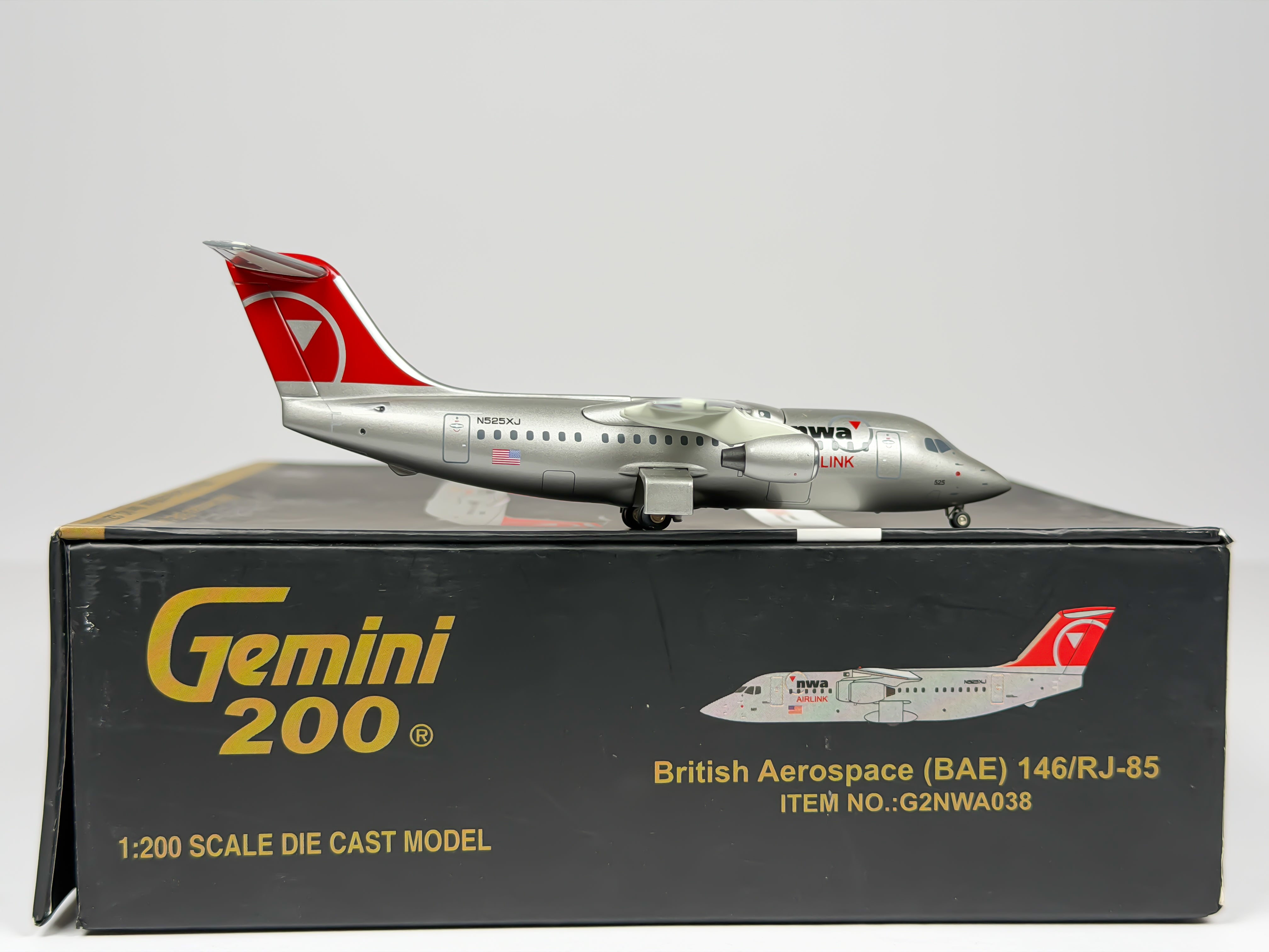 Northwest Airlink BAe 146 (Avro RJ85) 1:200 Gemini Jets N525XJ (G2NWA038)