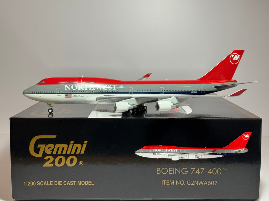Gemini Jets 1:200 Northwest Airlines Boeing 747-400 N675NW Bowling Shoe G2NWA607