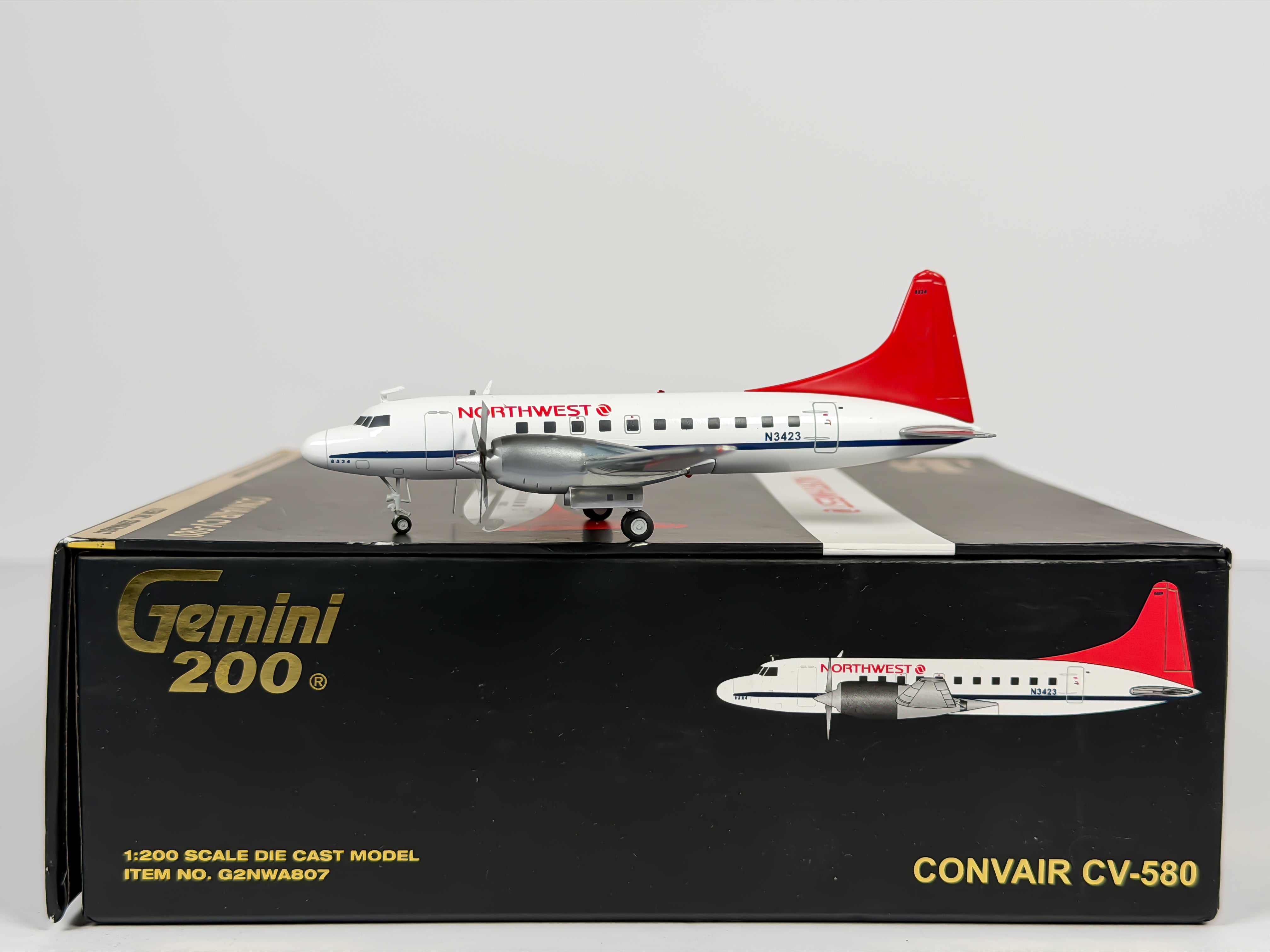 Northwest Airlines Convair CV-580 1:200 Gemini Jets N3423 (G2NWA807)