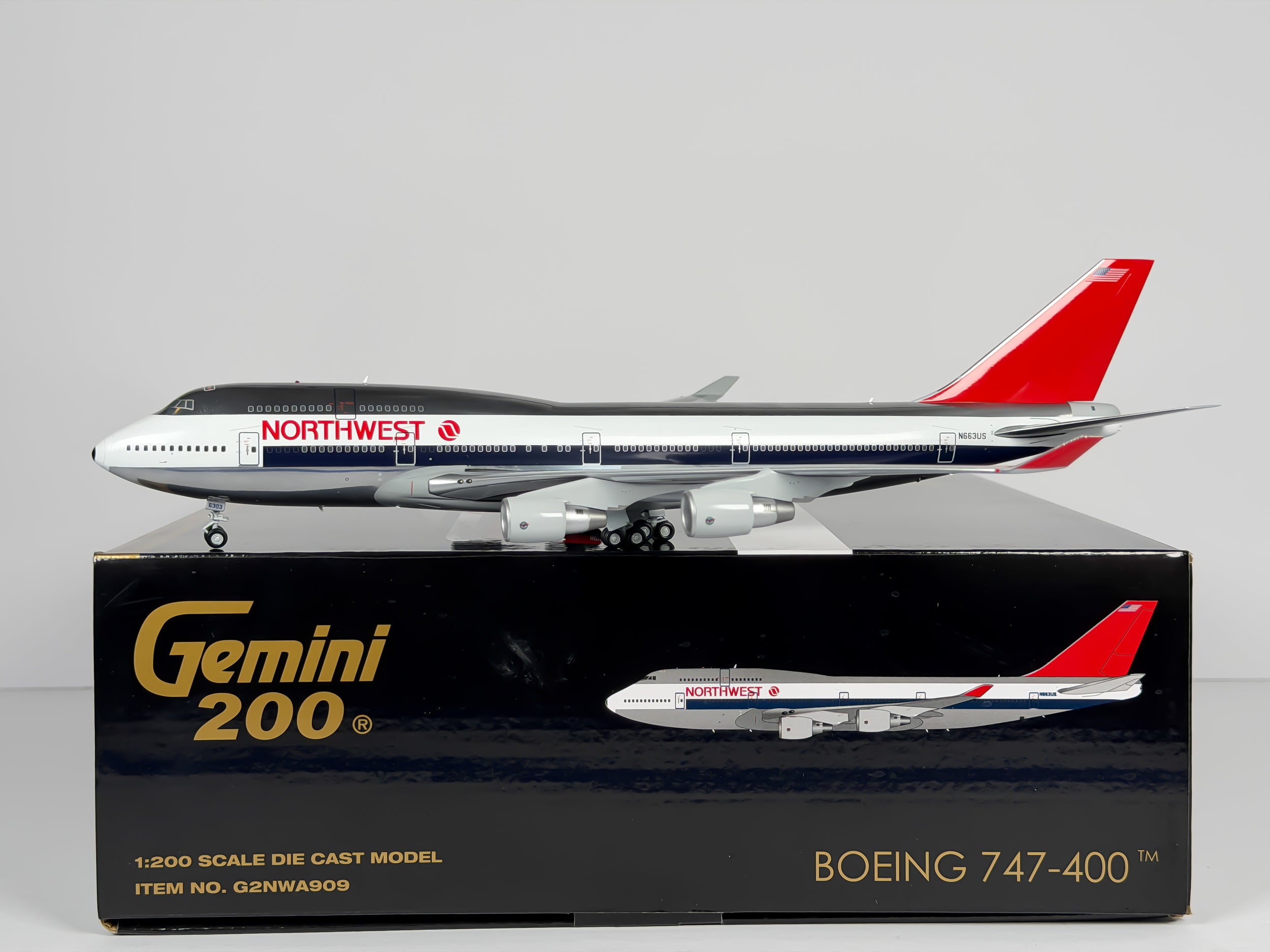 Northwest Airlines Boeing 747-400 1:200 Gemini Jets N663US (G2NWA909)